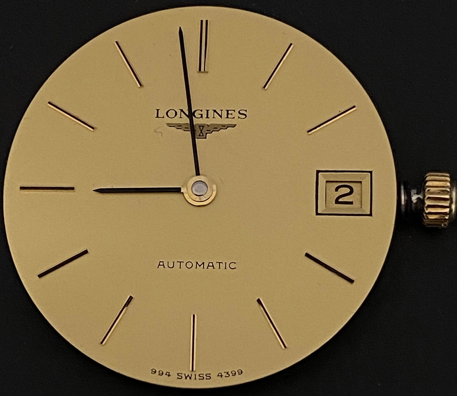 VINTAGE LONGINES WATCH MOVEMENT REF. L994.1: VINTAGE LONGINES WATCH MOVEMENT REF. L994.1 The watch is pre-owned and runs. Diameter: 28mm (without the crown) *We can't garantee that the watch keeps accurate time, it wasn't tested long enough* SHI