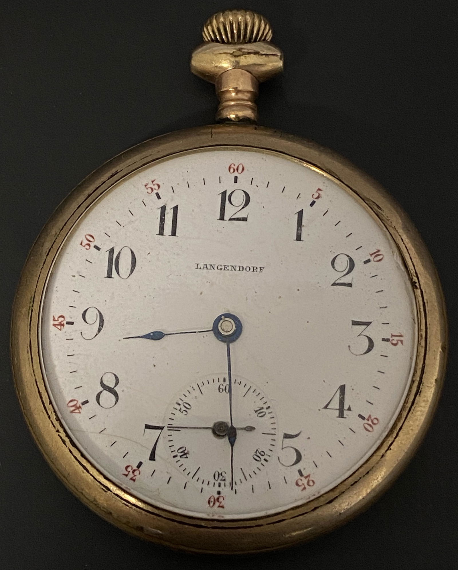 ANTIQUE LANGENDORF 7 JEWELS GOLD FILLED POCKET WATCH: ANTIQUE LANGENDORF 7 JEWELS GOLD FILLED POCKET WATCH The watch is pre-owned and doesn't run. Diameter: 2 in SHIPPING FEE CANADA 15,00$ USA 20.00$ We add 5$ by additional item