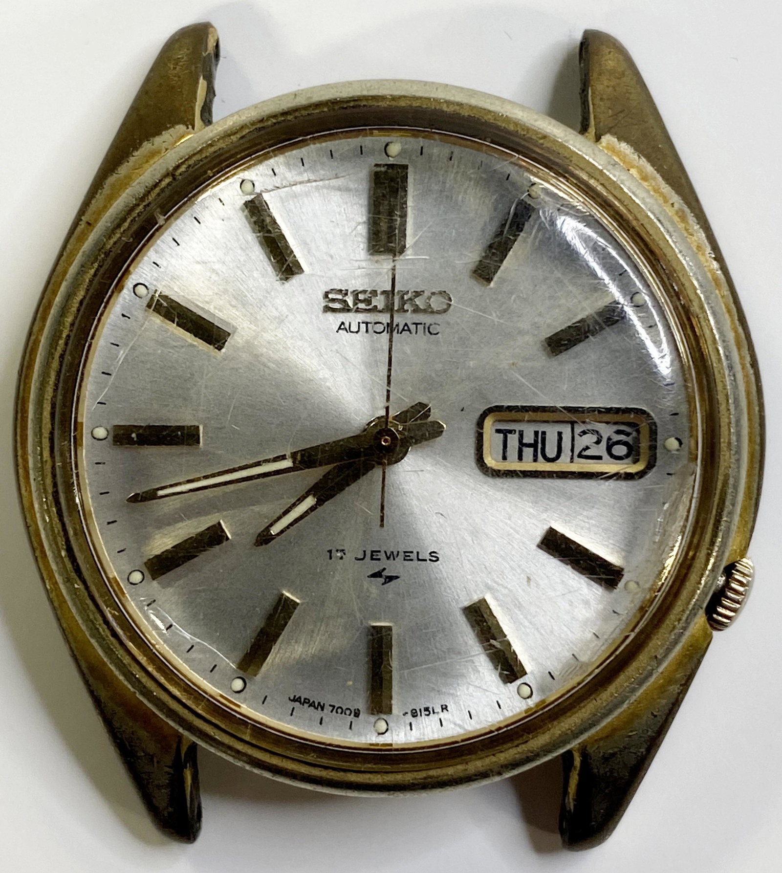 VINTAGE SEIKO 7009-8129 GOLD-FILLED AUTOMATIC MEN'S WATCH: VINTAGE SEIKO 7009-8129 GOLD-FILLED AUTOMATIC MEN'S WATCH The watch is pre-owned and runs. Diameter: 36 mm *We can't garantee that the watch keeps accurate time, it wasn't tested long enough* SHIPPING
