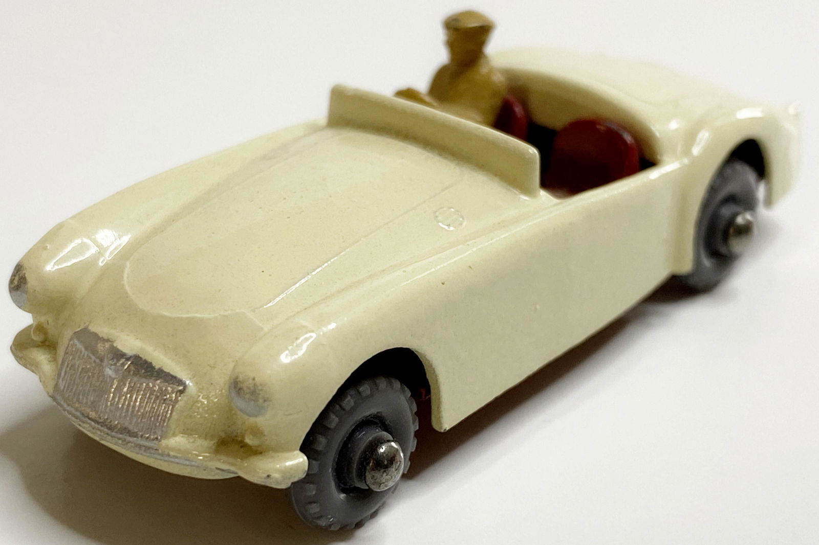 VINTAGE LESNEY MATCHBOX MG A SPORTS CAR #19 (1 of 3)