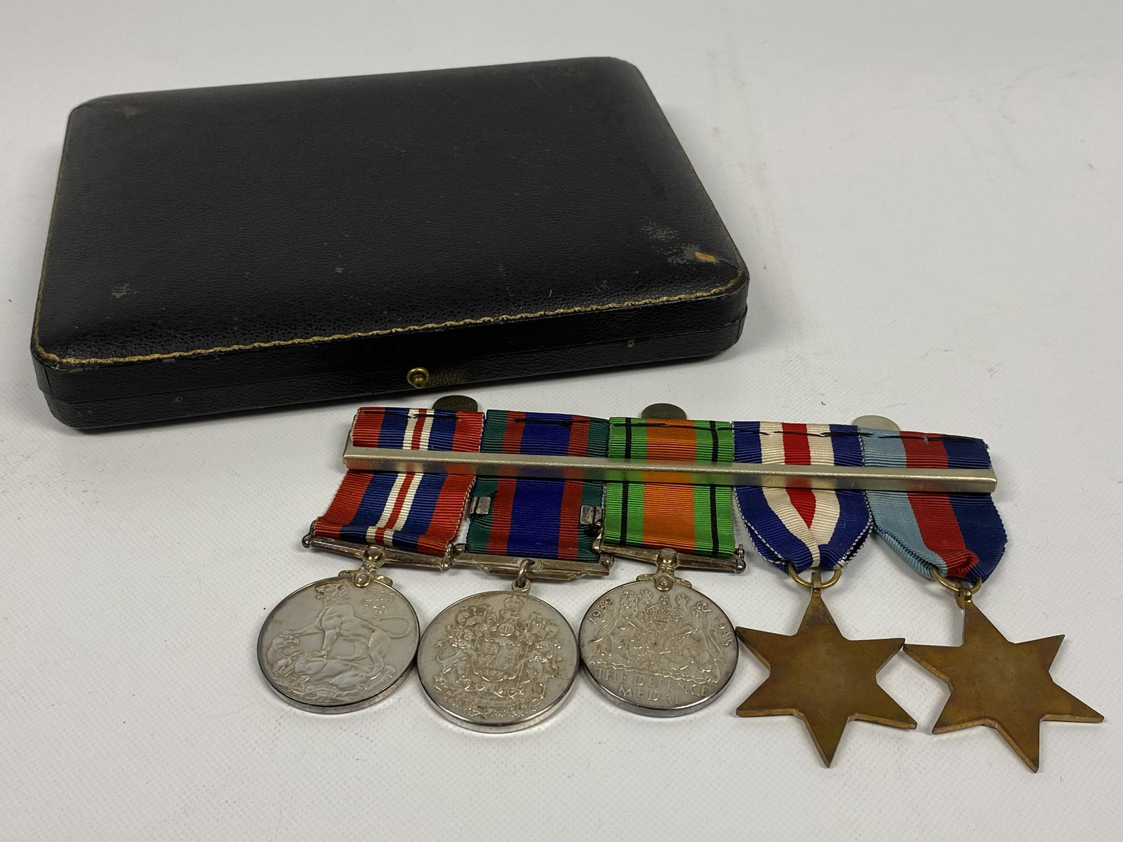 1939-45 WW2 CANADA MILITARY MEDALS GROUP OF 5 (1 of 5)