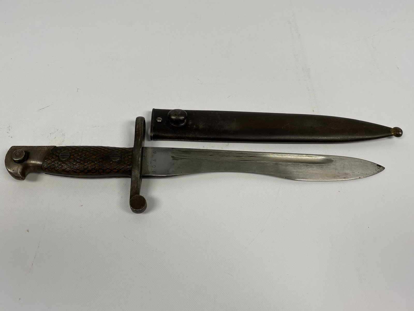 1939-45 WW2 MILITARY BAYONET (1 of 9)