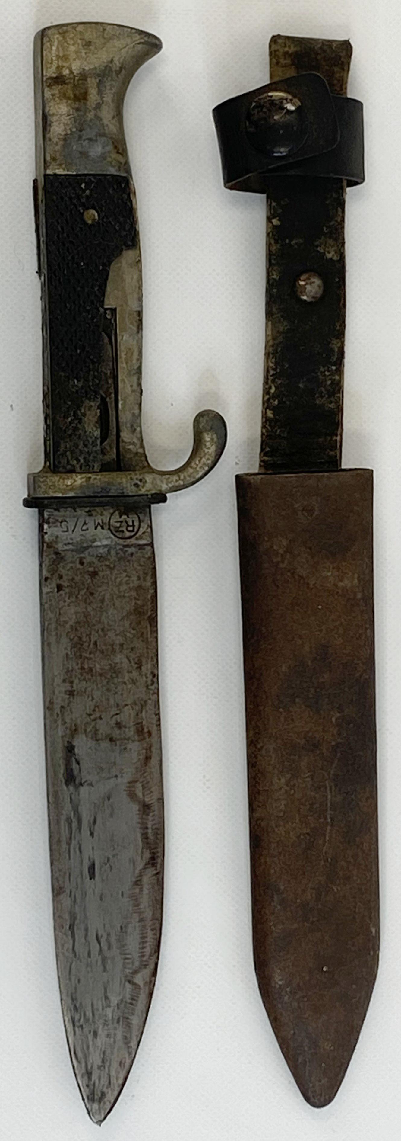 1939-45 WW2 GERMAN YOUTH KNIFE DAGGER (1 of 10)