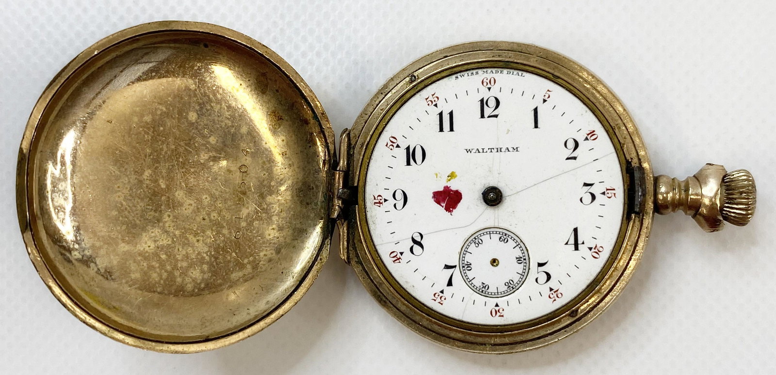 ANTIQUE WALTHAM 7 JEWELS GOLD FILLED POCKET WATCH: ANTIQUE WALTHAM 7 JEWELS GOLD FILLED POCKET WATCH The watch is pre-owned and doesn't run. Diameter: 1 3/8 in SHIPPING FEE CANADA 15.00$ USA 20.00$ Combined shipping is available for an extra fee, but