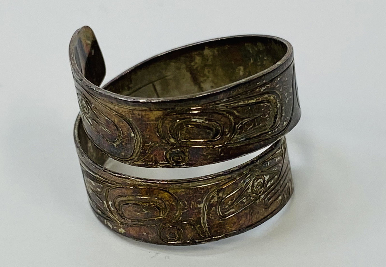 VINTAGE STERLING SILVER SERPENTINE RING NATIVE DESIGN (1 of 4)