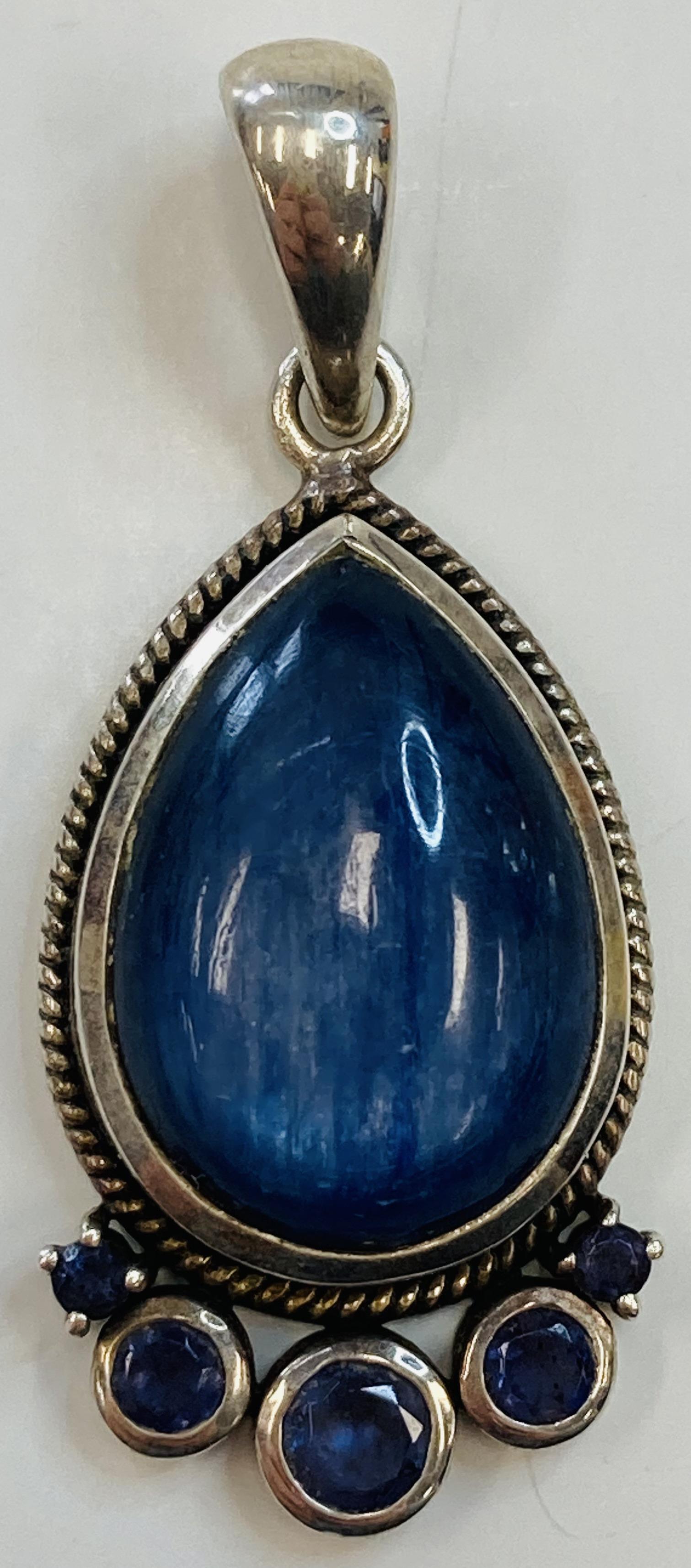 VINTAGE STERLING SILVER TEARDROP PENDANT BLUE STONES (1 of 3)