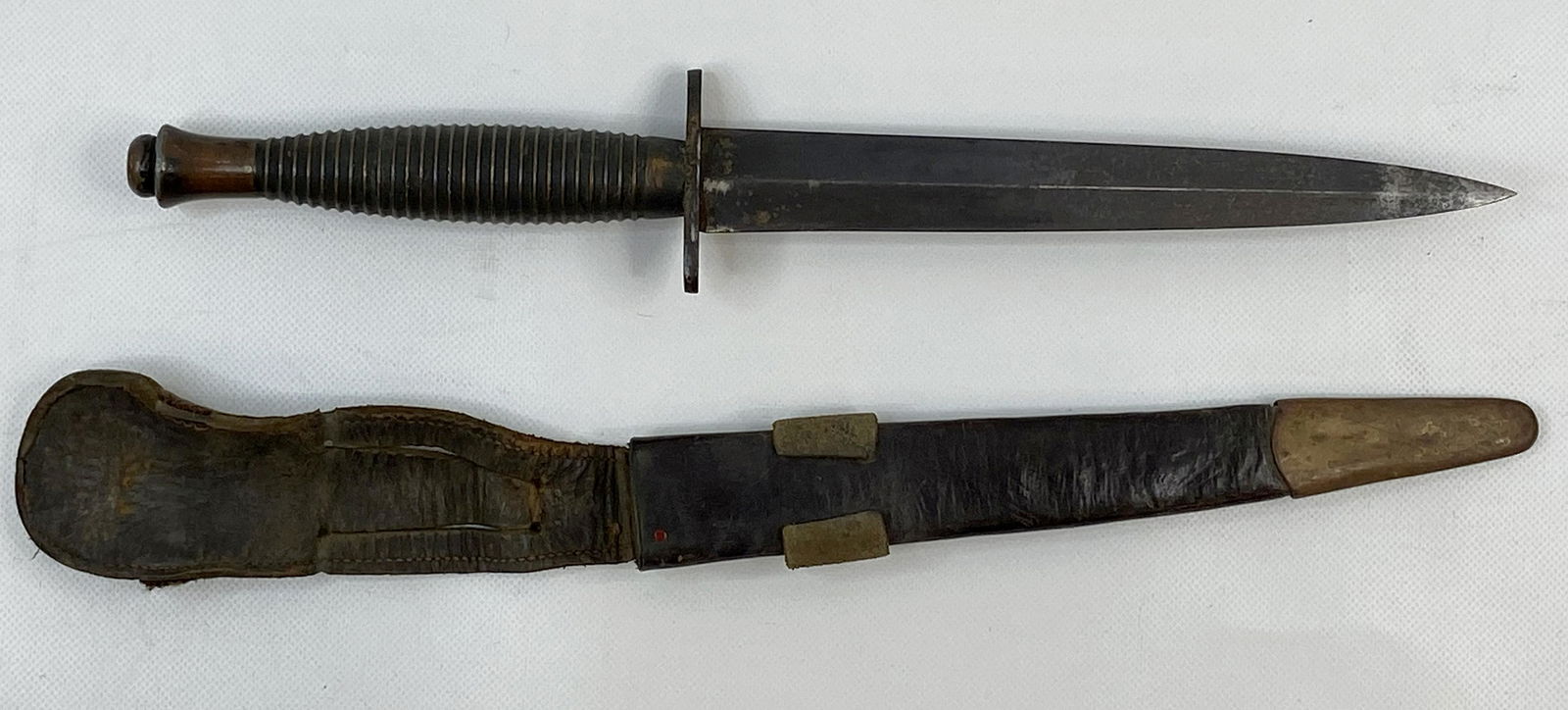 1939-45 WW2 CANADA ARMY DAGGER (1 of 8)