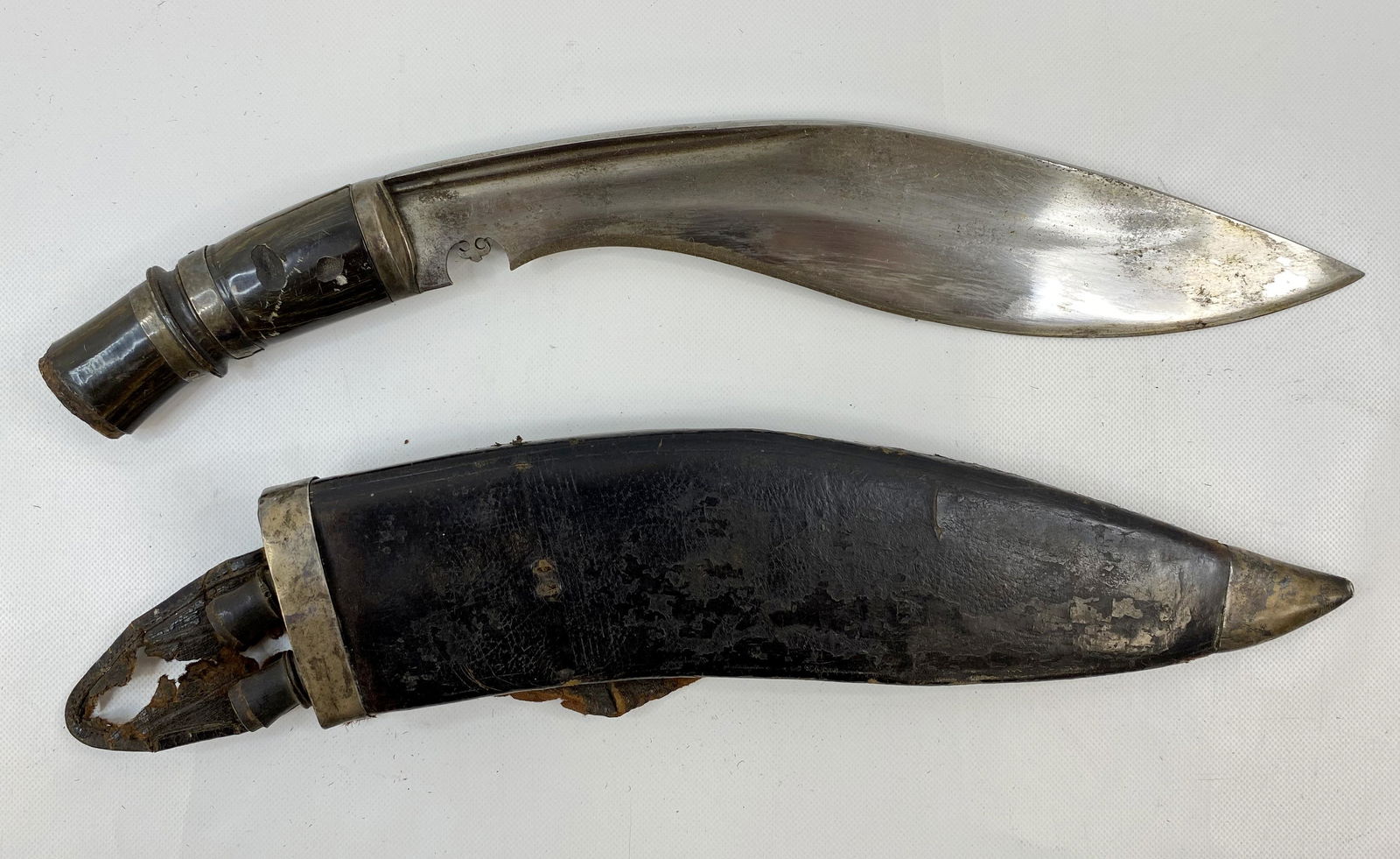 VINTAGE KIRPAN DAGGER (1 of 8)