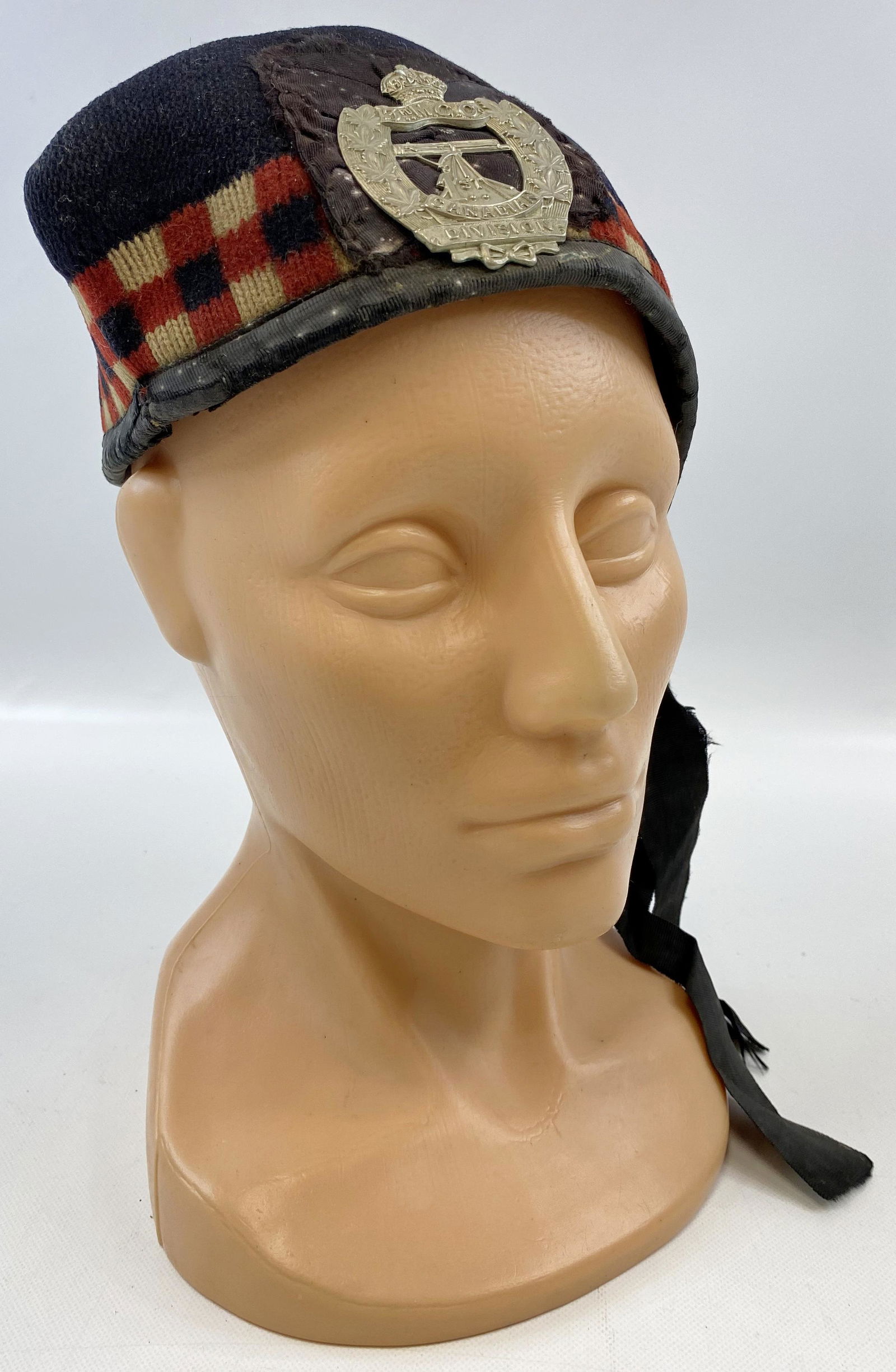 1939-45 WW2 CANADA ARMY CALOT (1 of 7)