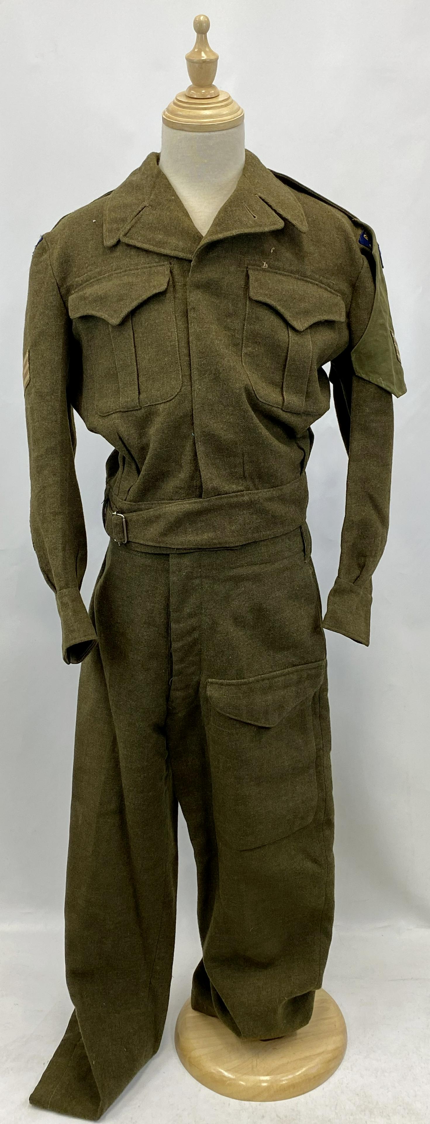 1950-53 KOREA WAR CANADA BATTLE DRESS DATED 1953: 1950-53 KOREA WAR CANADA BATTLE DRESS DATED 1953 Condition: Pre-Owned. SHIPPING FEE CANADA 20.00$ USA 25.00$ Combined shipping is available for an extra fee, but only on items won on the same date. *A