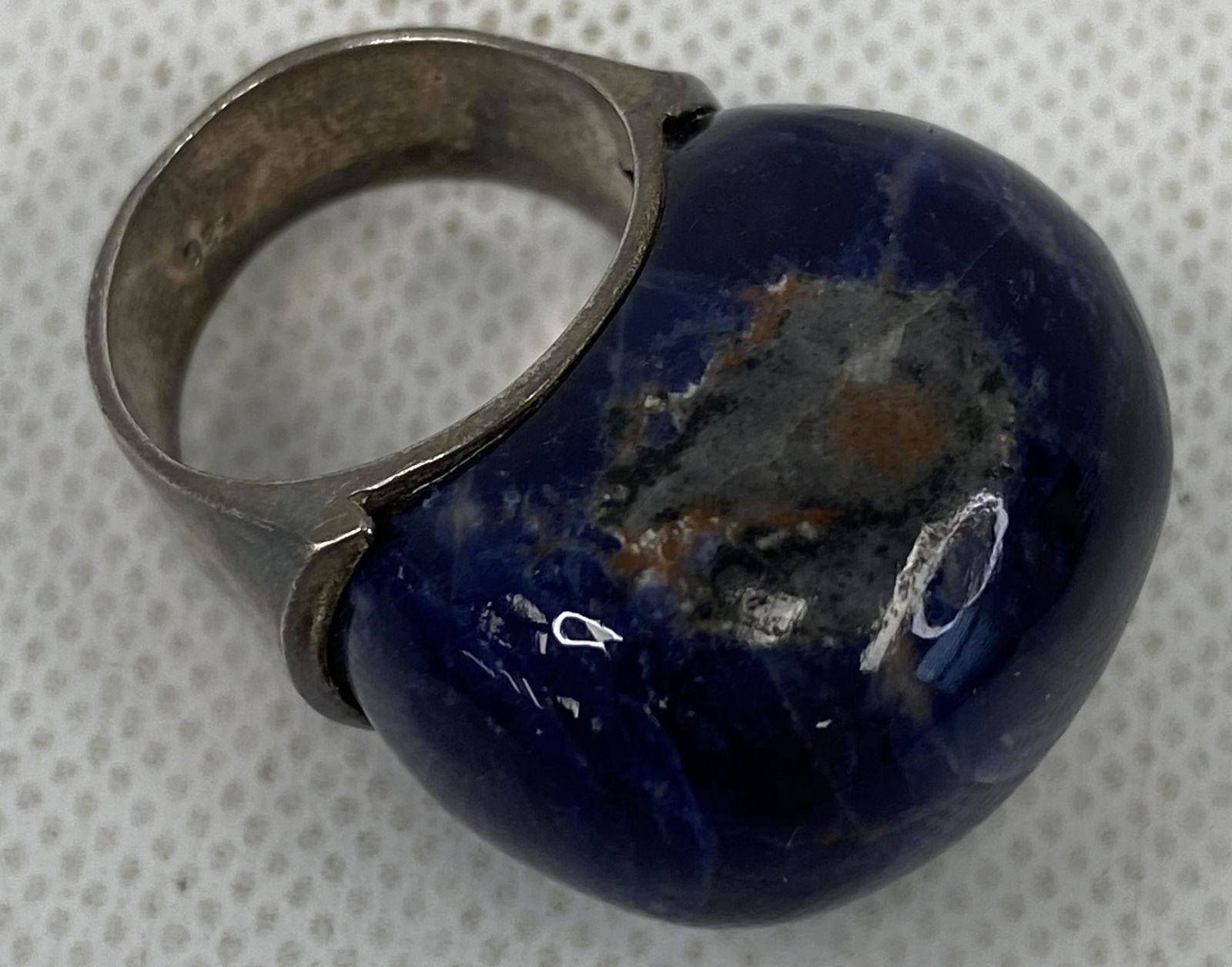VINTAGE STERLING SILVER COCKTAIL RING LARGE DARK BLUE STONE (1 of 4)