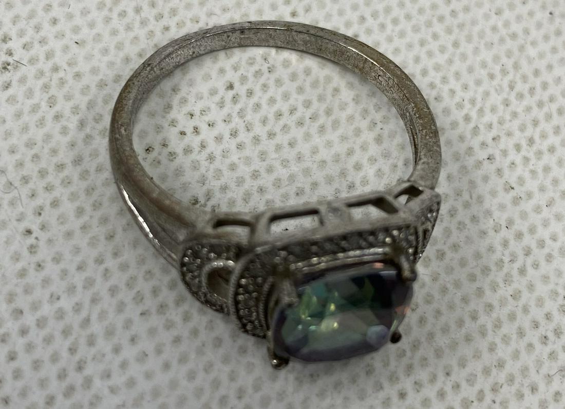 VINTAGE STERLING SILVER HALO RING MULTI-COLORED STONE (1 of 4)