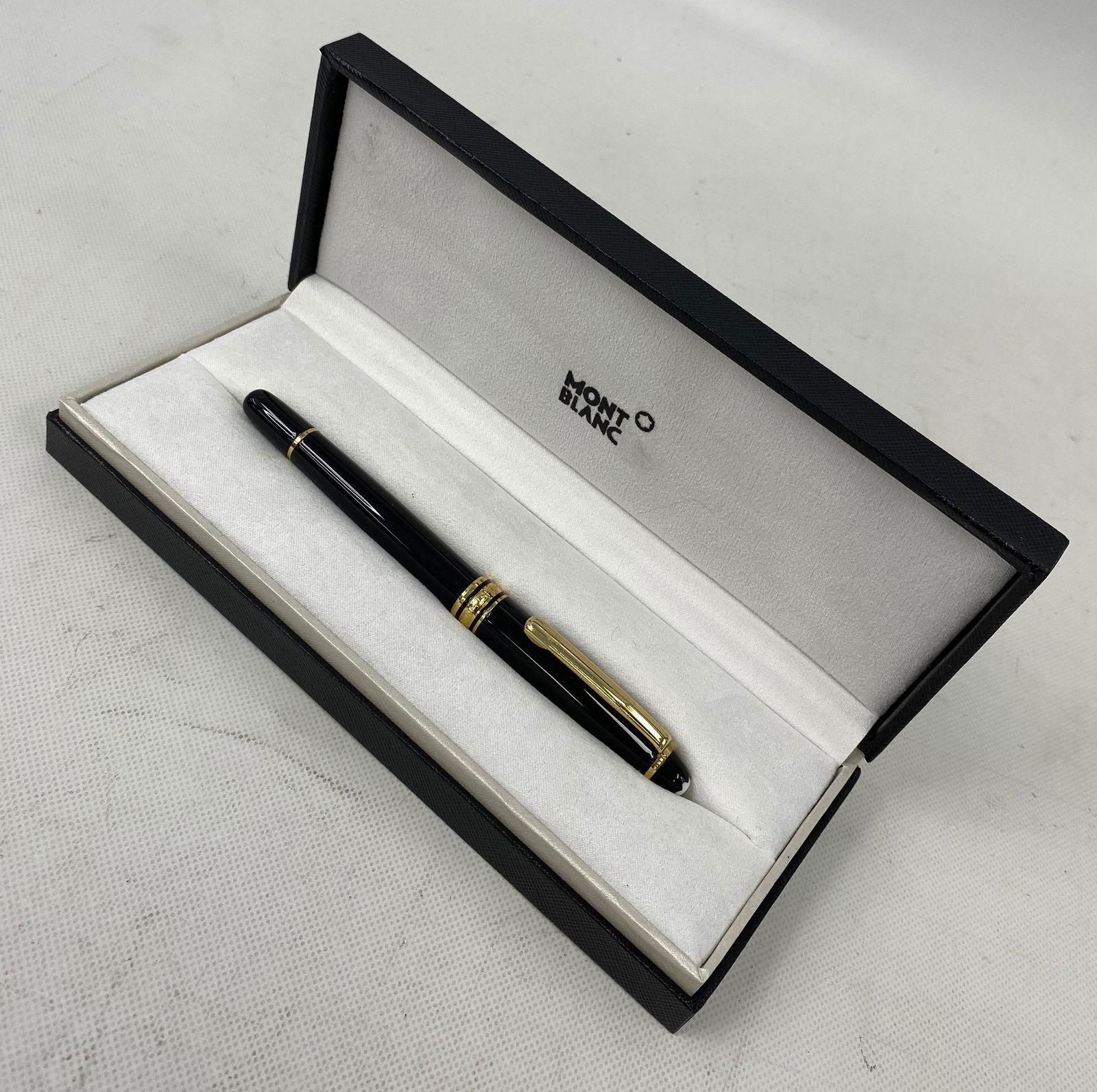 MONT BLANC MEISTERTUCK FOUNTAIN PEN BOX&PAPERS (1 of 13)