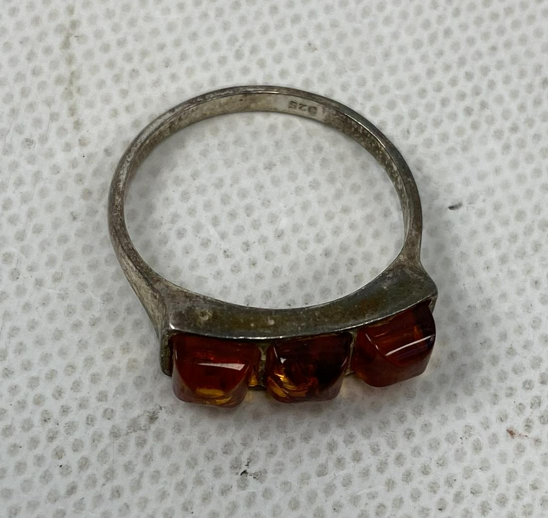 ANTIQUE STERLING SILVER CLUSTER RING 3 AMBER BEADS (1 of 5)