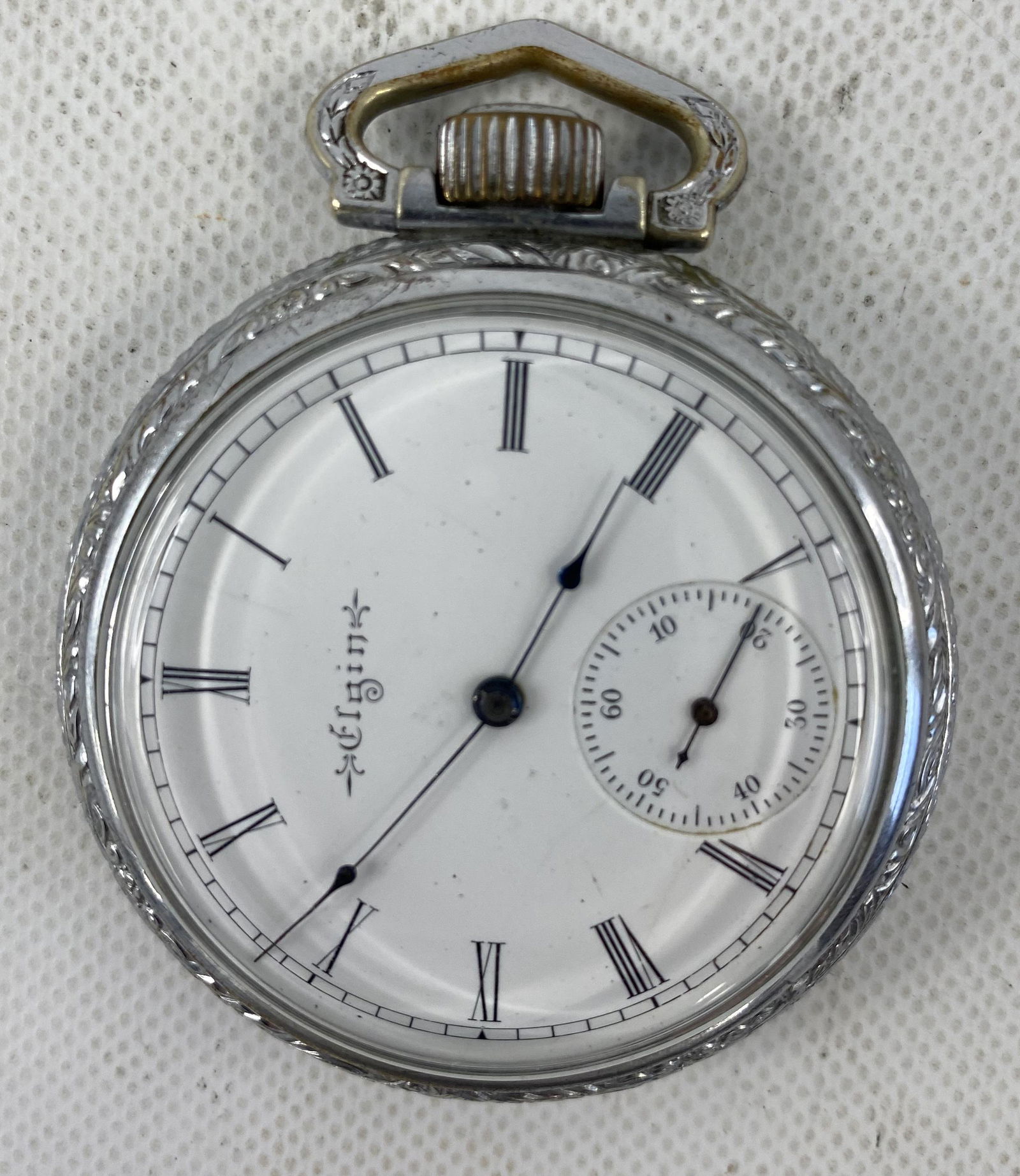ANTIQUE ELGIN SILVER-PLATED POCKET WATCH (1 of 4)