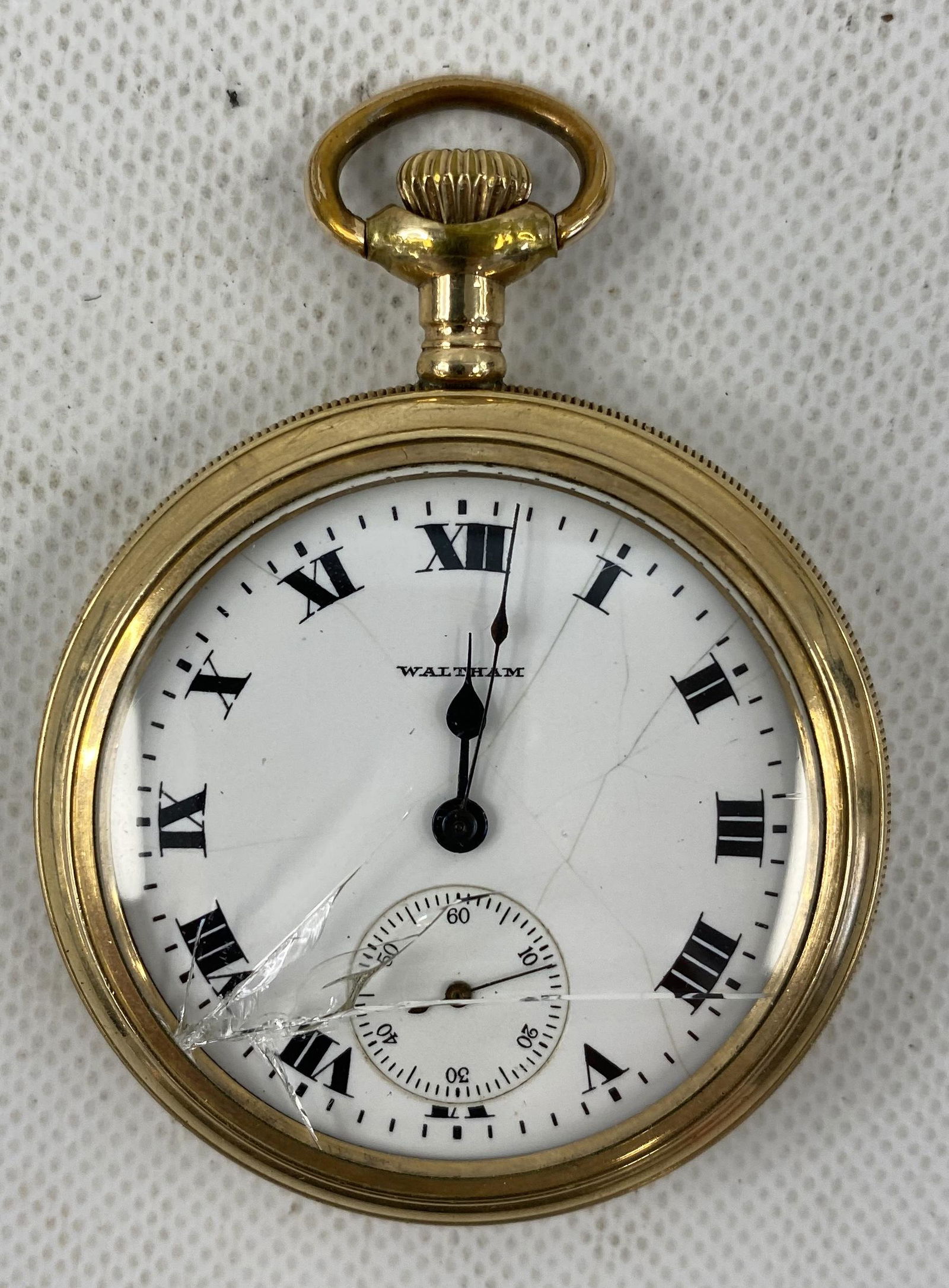 ANTIQUE WALTHAM GOLD FILLED POCKET WATCH CRYSTAL BROKEN (1 of 4)
