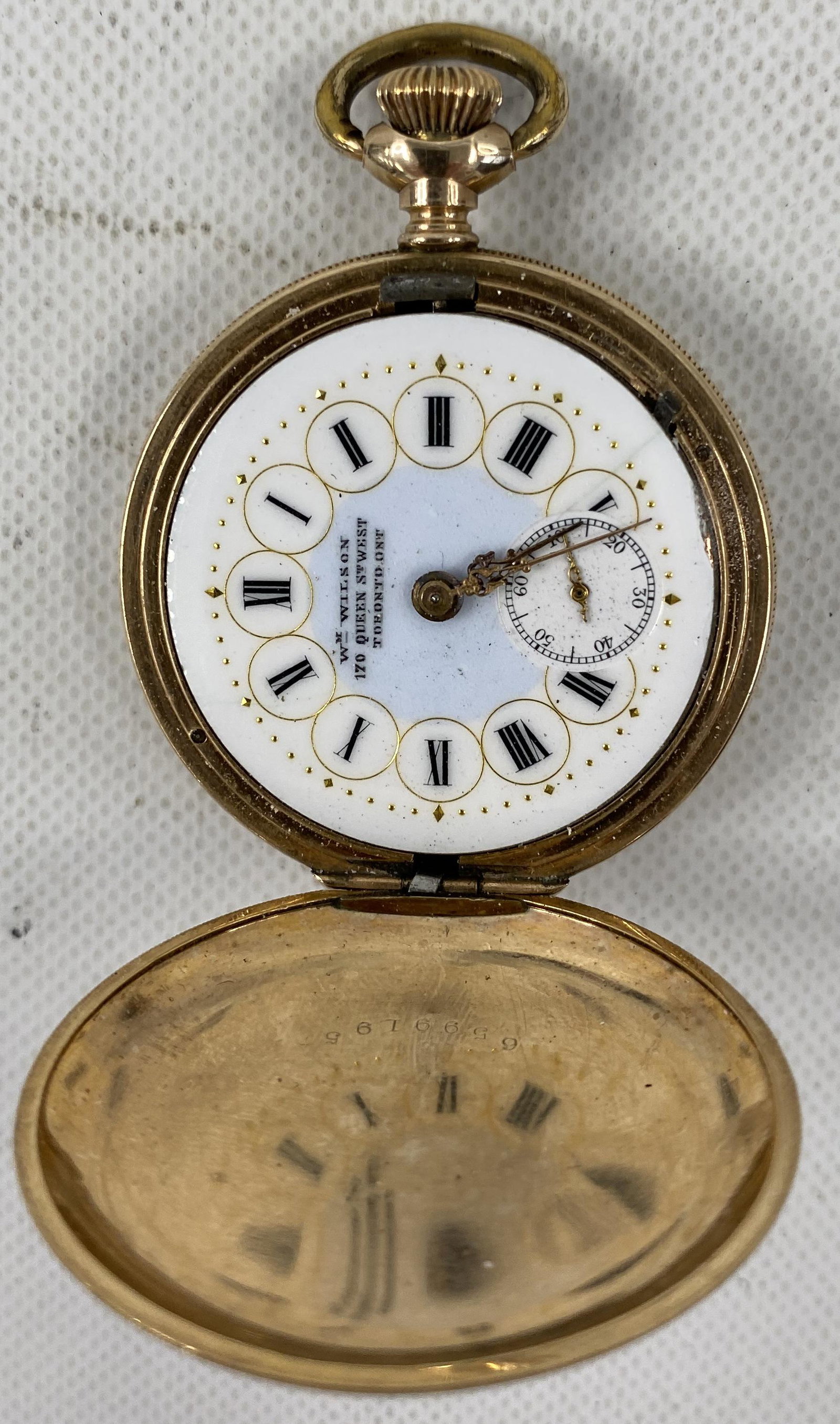 ANTIQUE W. WILSON GOLD-FILLED POCKET WATCH CRYSTAL MISSING: ANTIQUE W. WILSON GOLD-FILLED POCKET WATCH CRYSTAL MISSING CONDITION: PRE-OWNED, RUNS Diameter: 1 5/8 INCHES *We can't garantee that the watch keeps accurate time, it wasn't tested long enough* SHIPPI