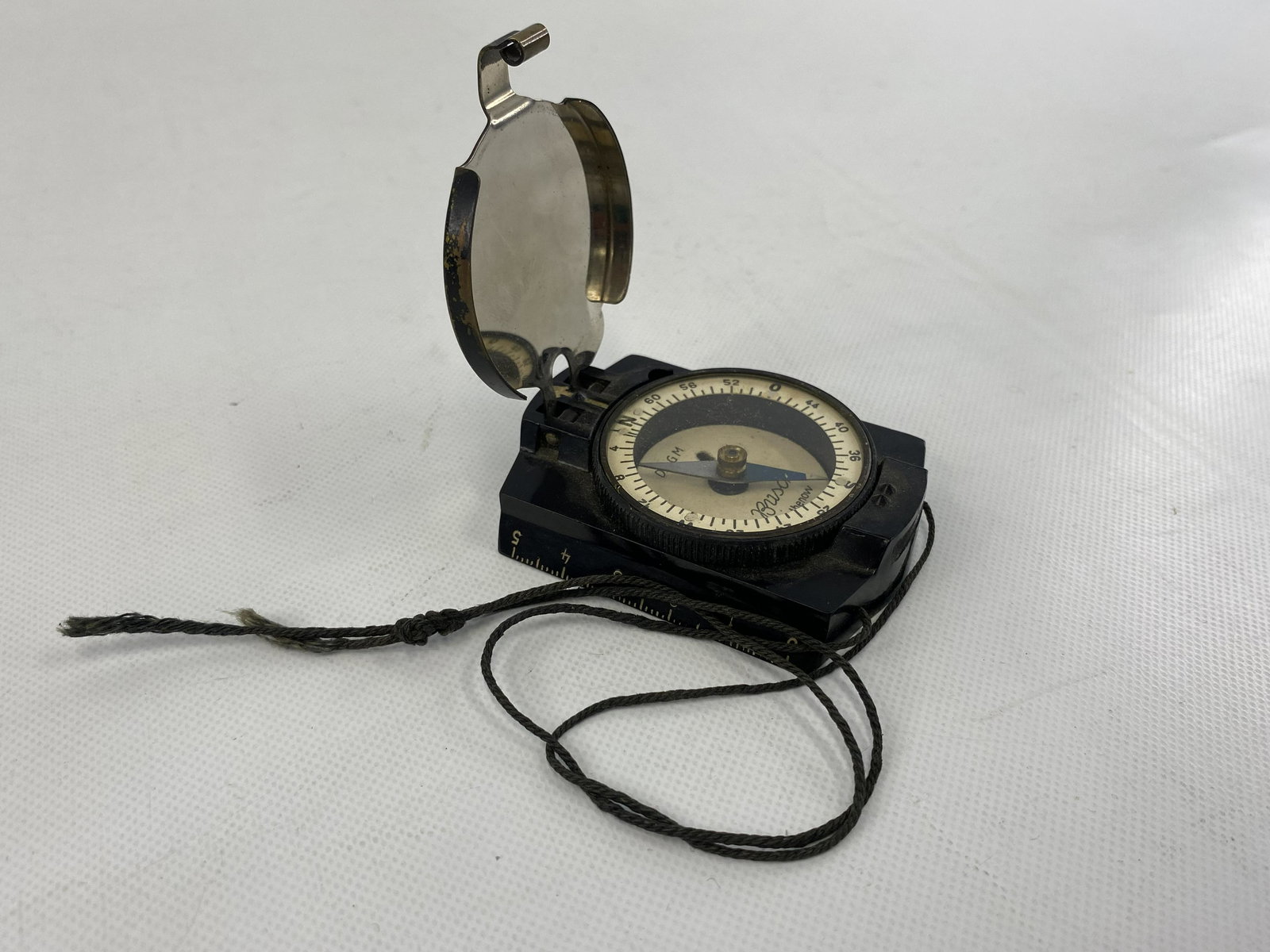 1939-45 WW2 ARMY COMPASS (1 of 5)