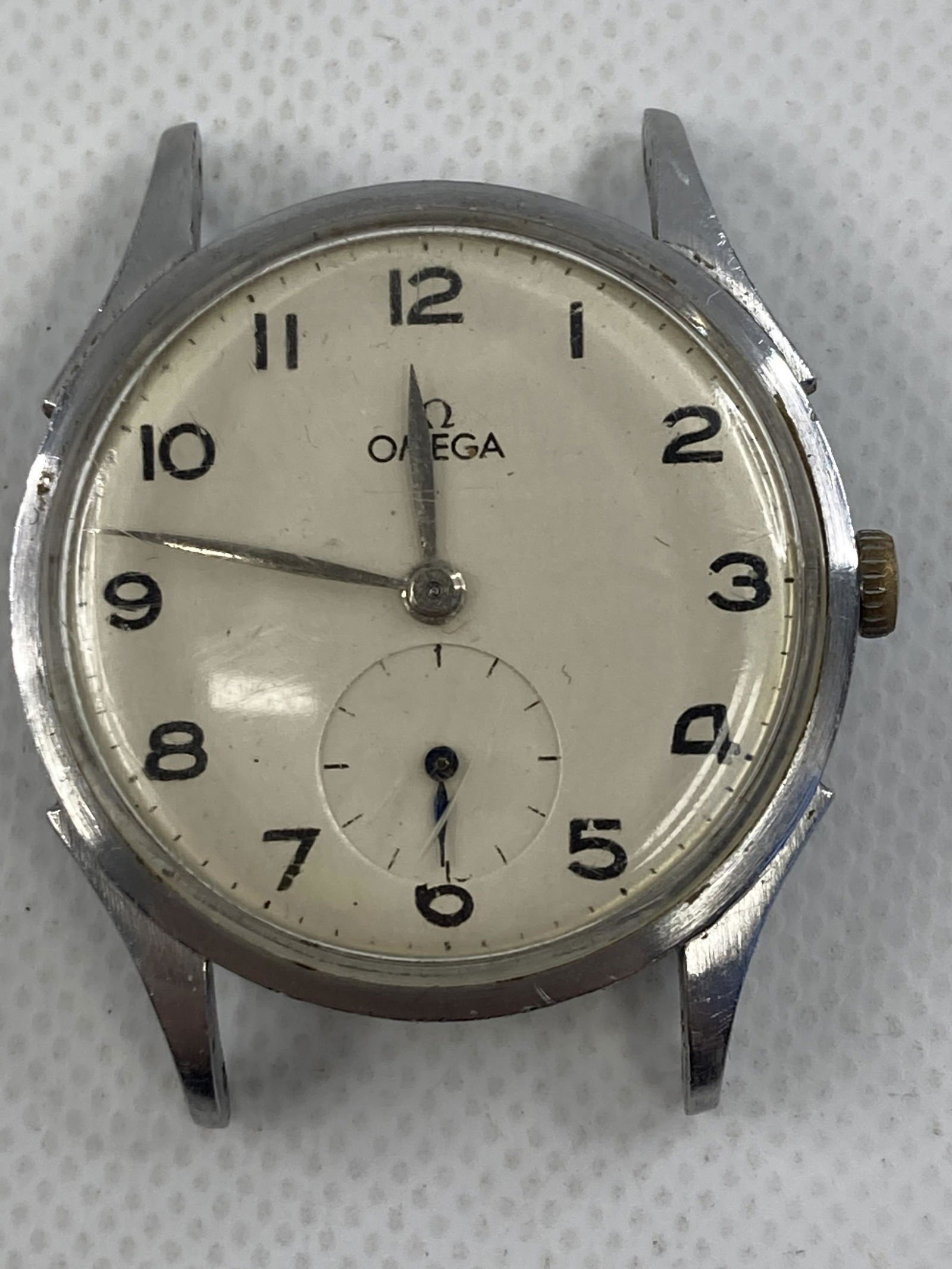 OMEGA WIND-UP MENS WATCH REF. 2295 (1 of 5)