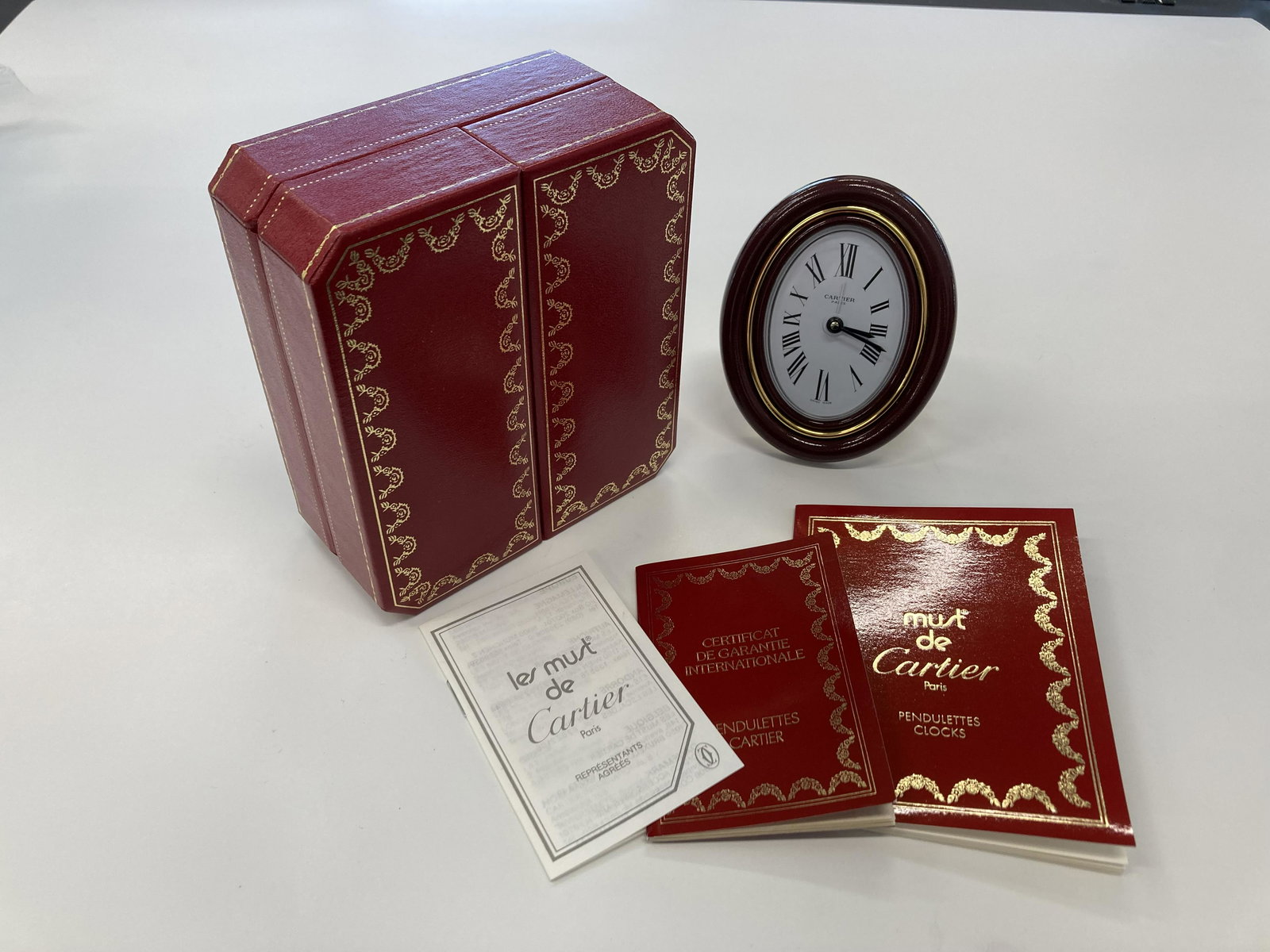 MUST DE CARTIER QUARTZ TRAVEL CLOCK BOX & PAPER (1 of 14)