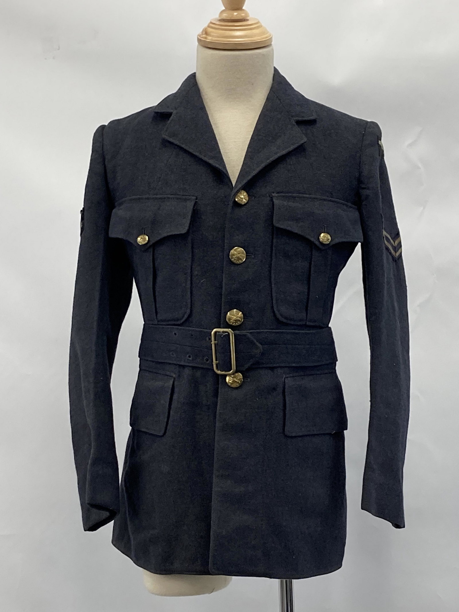 1939-45 WW2 CANADA R.C.A.F. UNIFORM DATED 1941 (1 of 6)