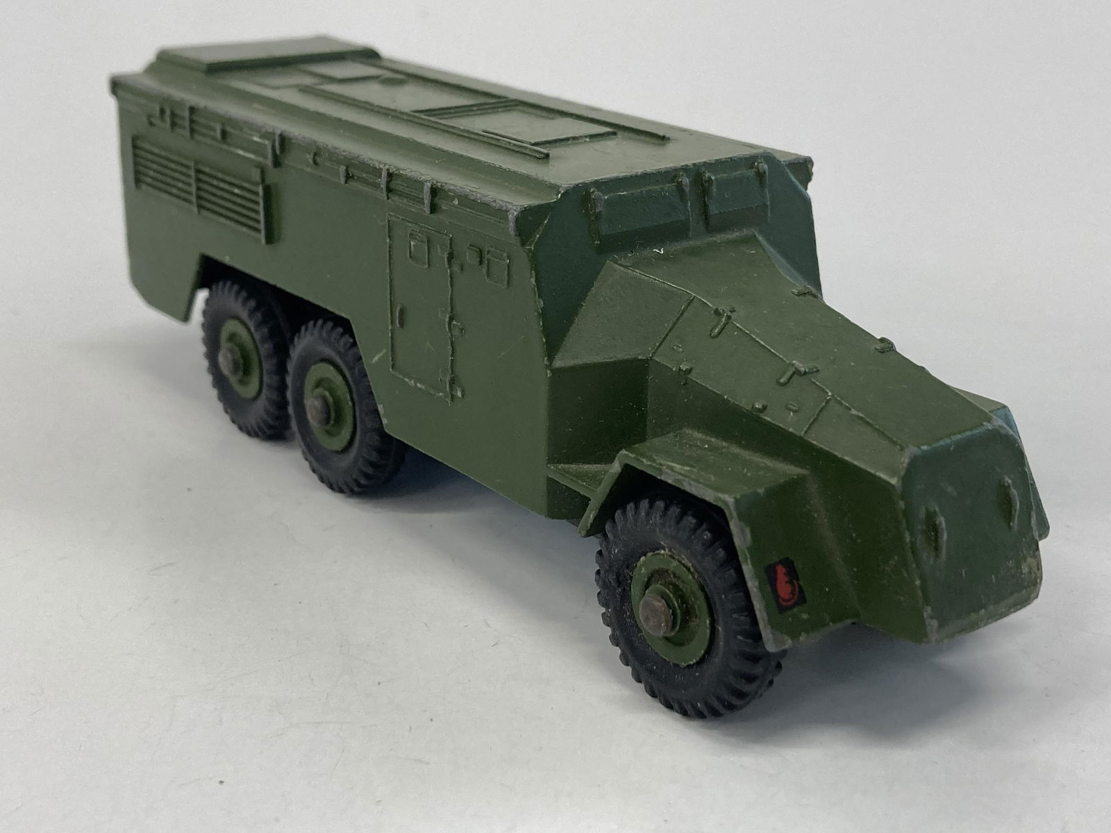 VINTAGE DINKY TOYS ARMOURED COMMAND VEHICLE  # 677 (1 of 3)