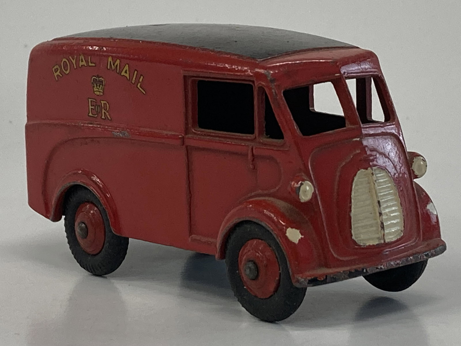 VINTAGE DINKY TOYS ROYAL MAIL VAN # 260 (1 of 3)