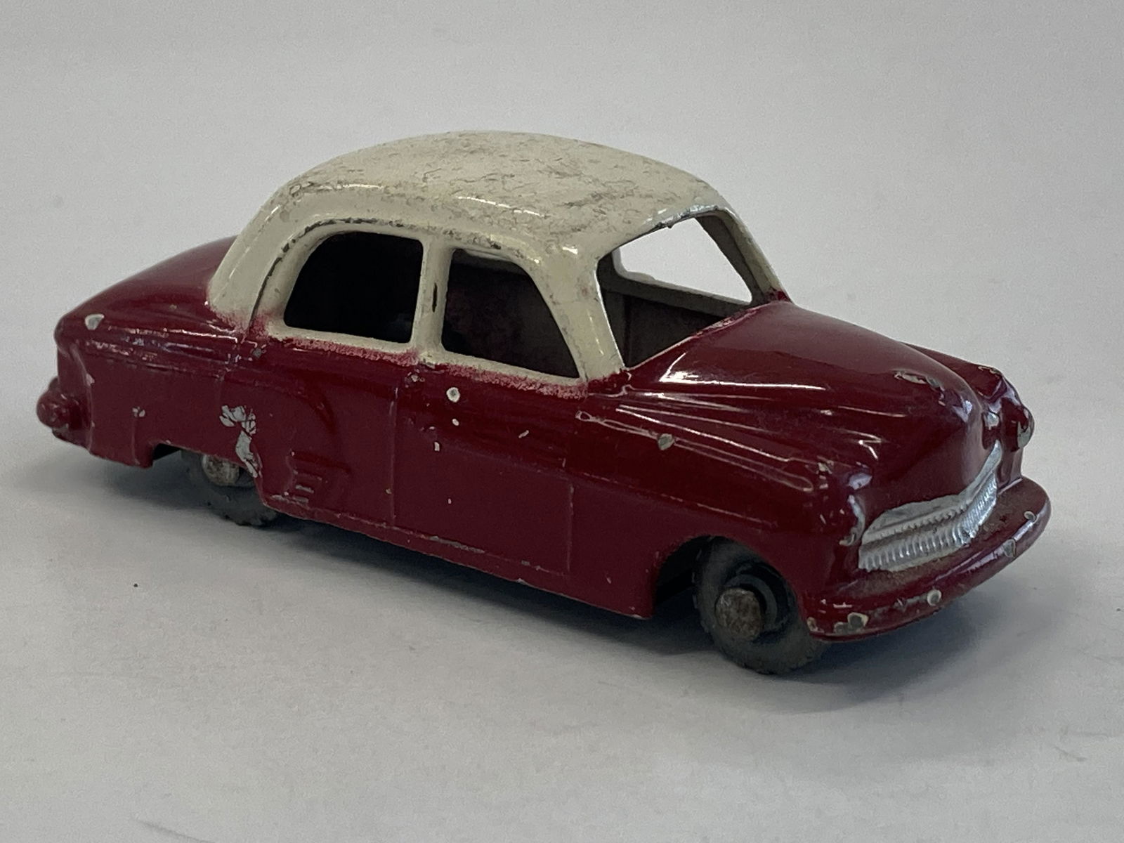 VINTAGE MATCHBOX TOYS LESNEY (1 of 3)