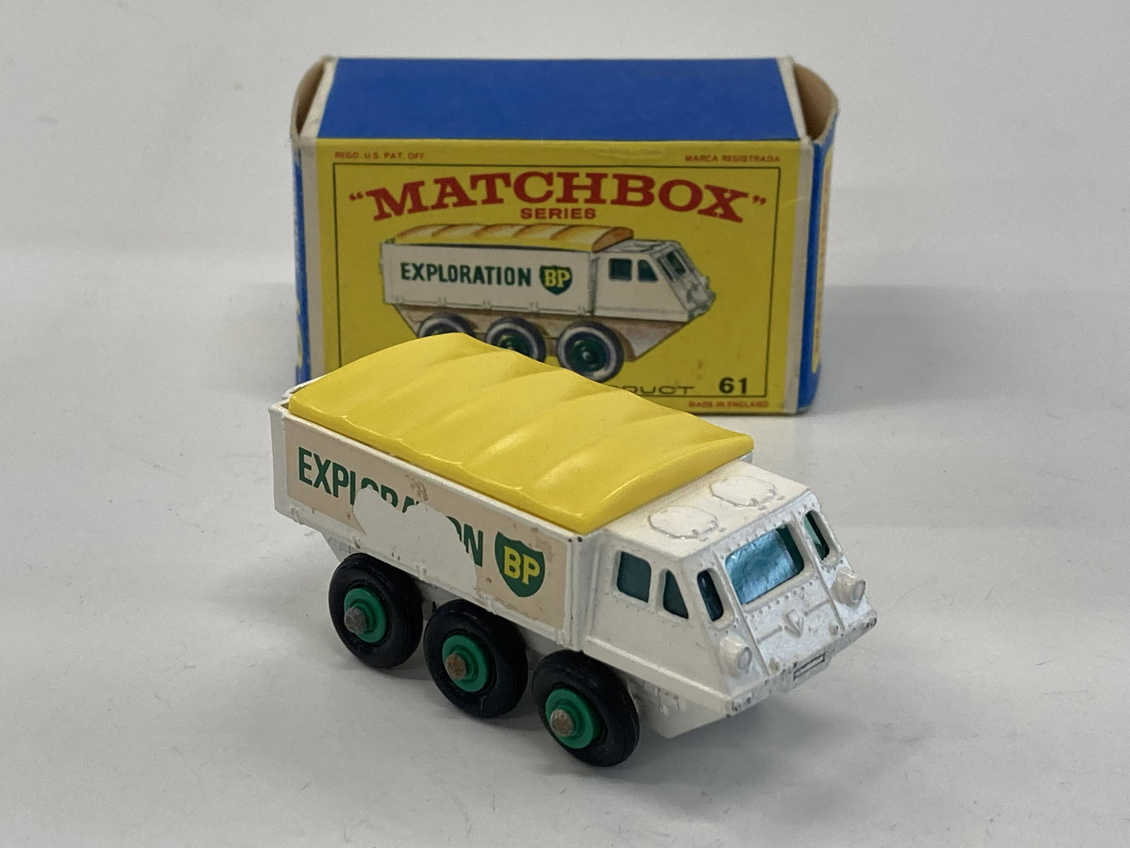 VINTAGE MATCHBOX TOYS ALVIS STALWART #61 & BOX (1 of 7)