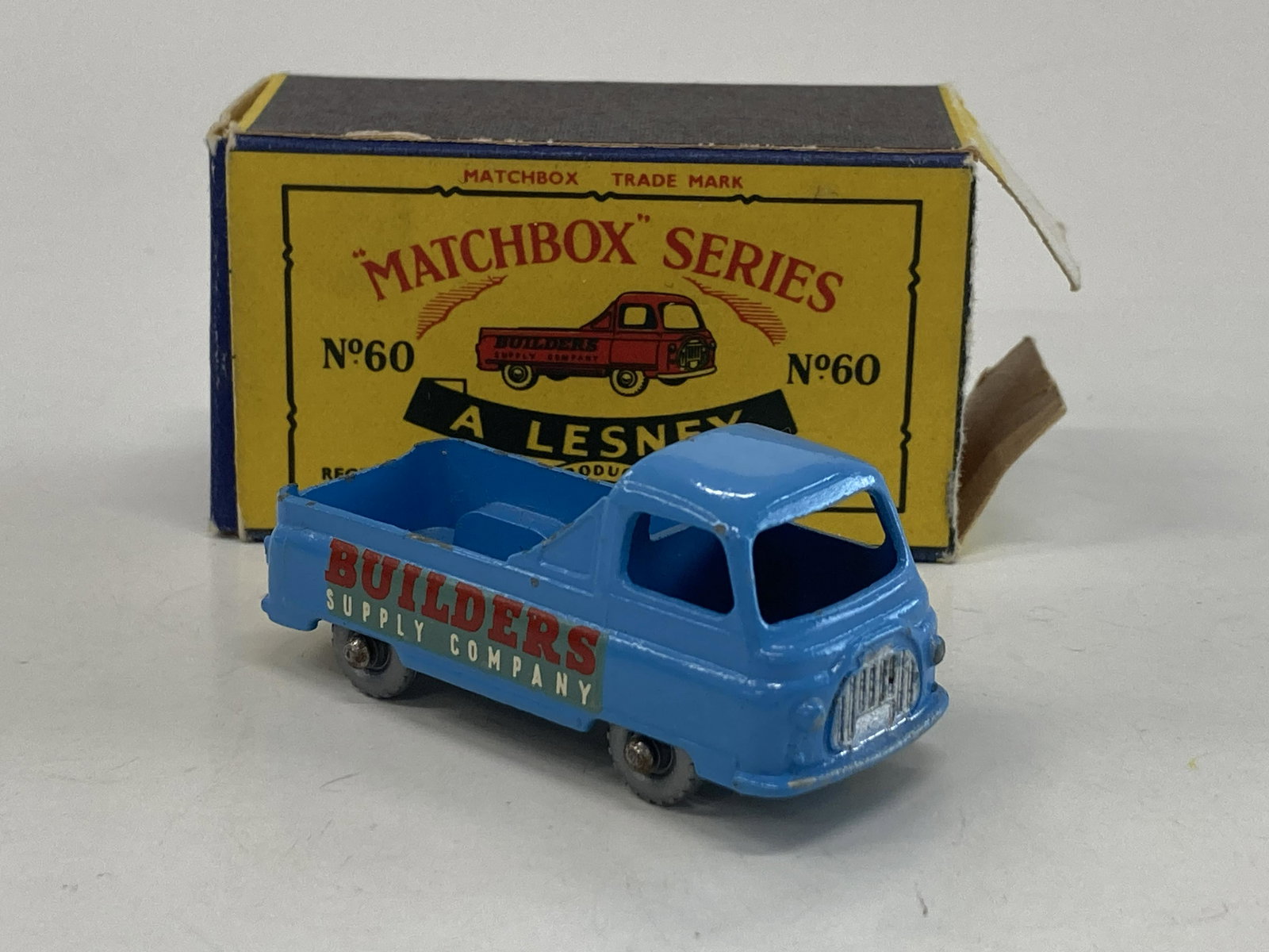 VINTAGE MATCHBOX TOYS MORRIS J2 PICK-UP #60 & BOX (1 of 6)