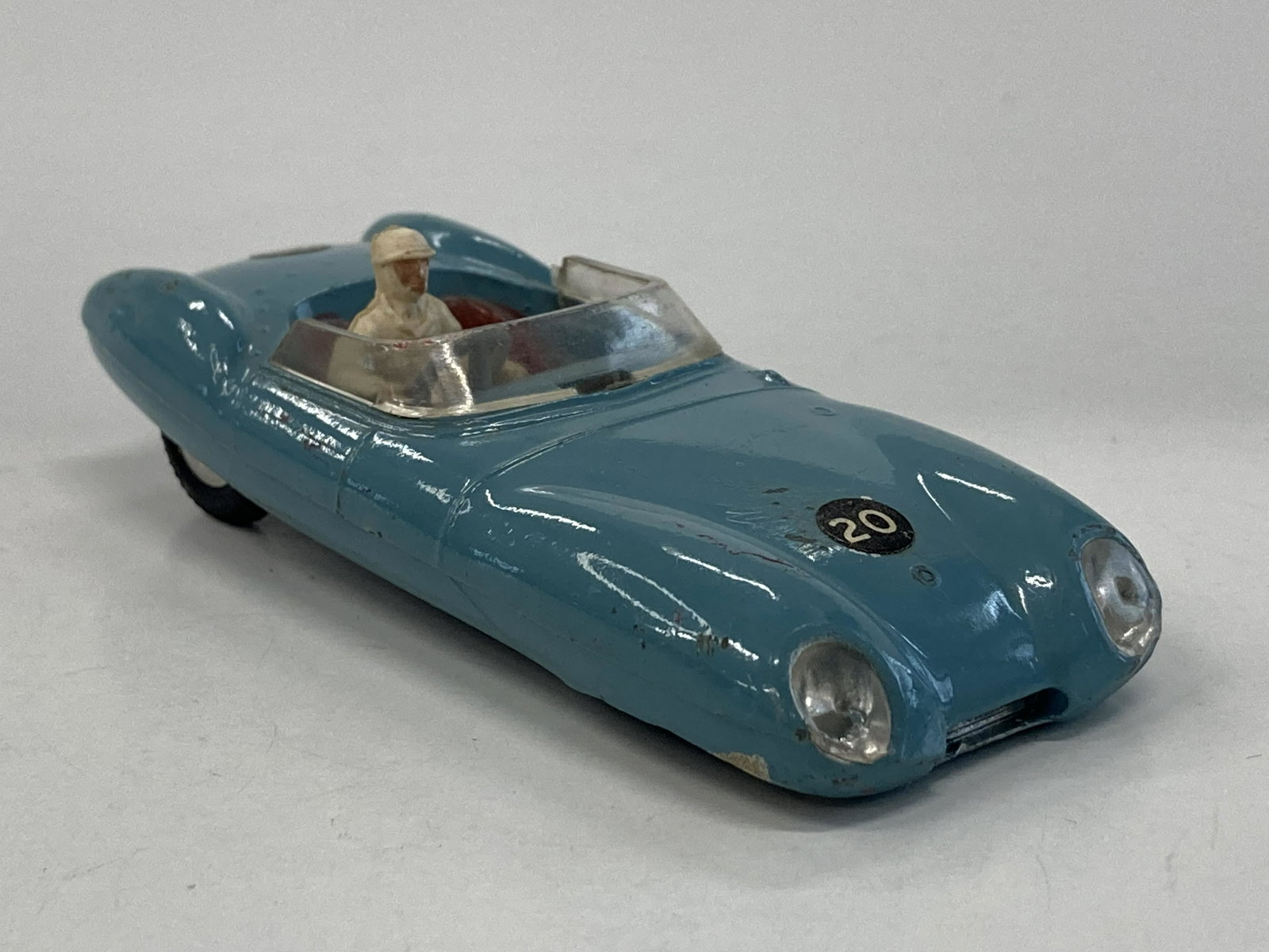 VINTAGE CORGI TOYS LOTUS MARK II LE MANS: VINTAGE CORGI TOYS LOTUS MARK II LE MANS CONDITION: PRE-OWNED SHIPPING FEE CANADA 10.00$ USA 15.00$ Combined shipping is available for an extra fee, but only on items won on the same date. *All prices