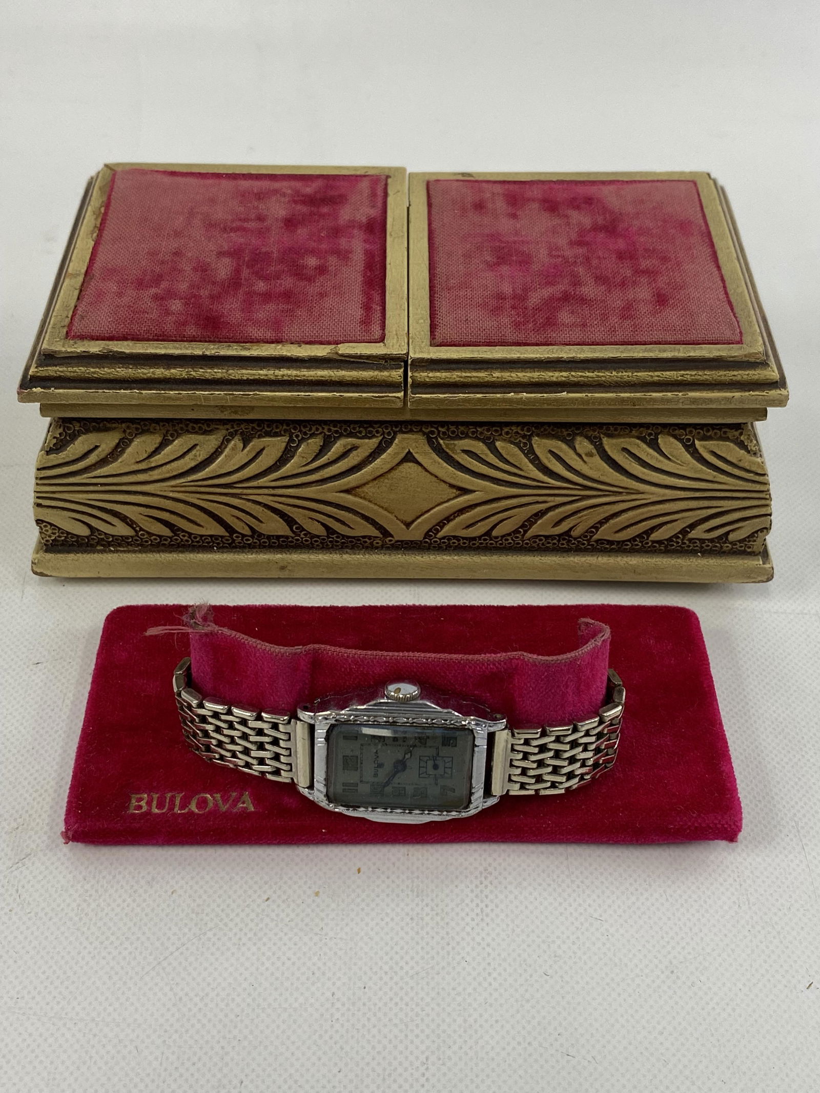 Vintage Bulova Windup Men's Watch With Box Auction