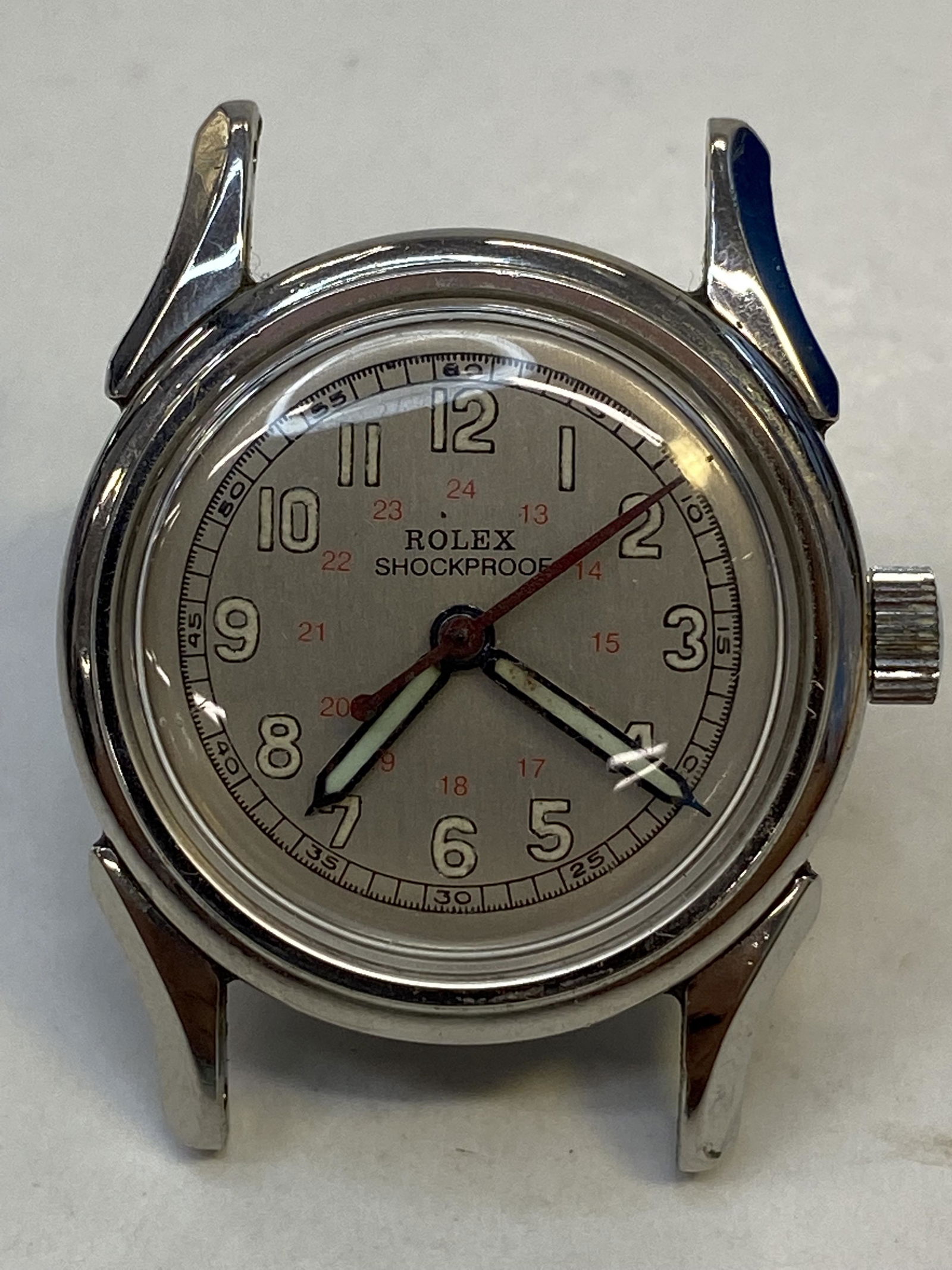 VINTAGE ROLEX WIND-UP MENS WATCH (1 of 3)