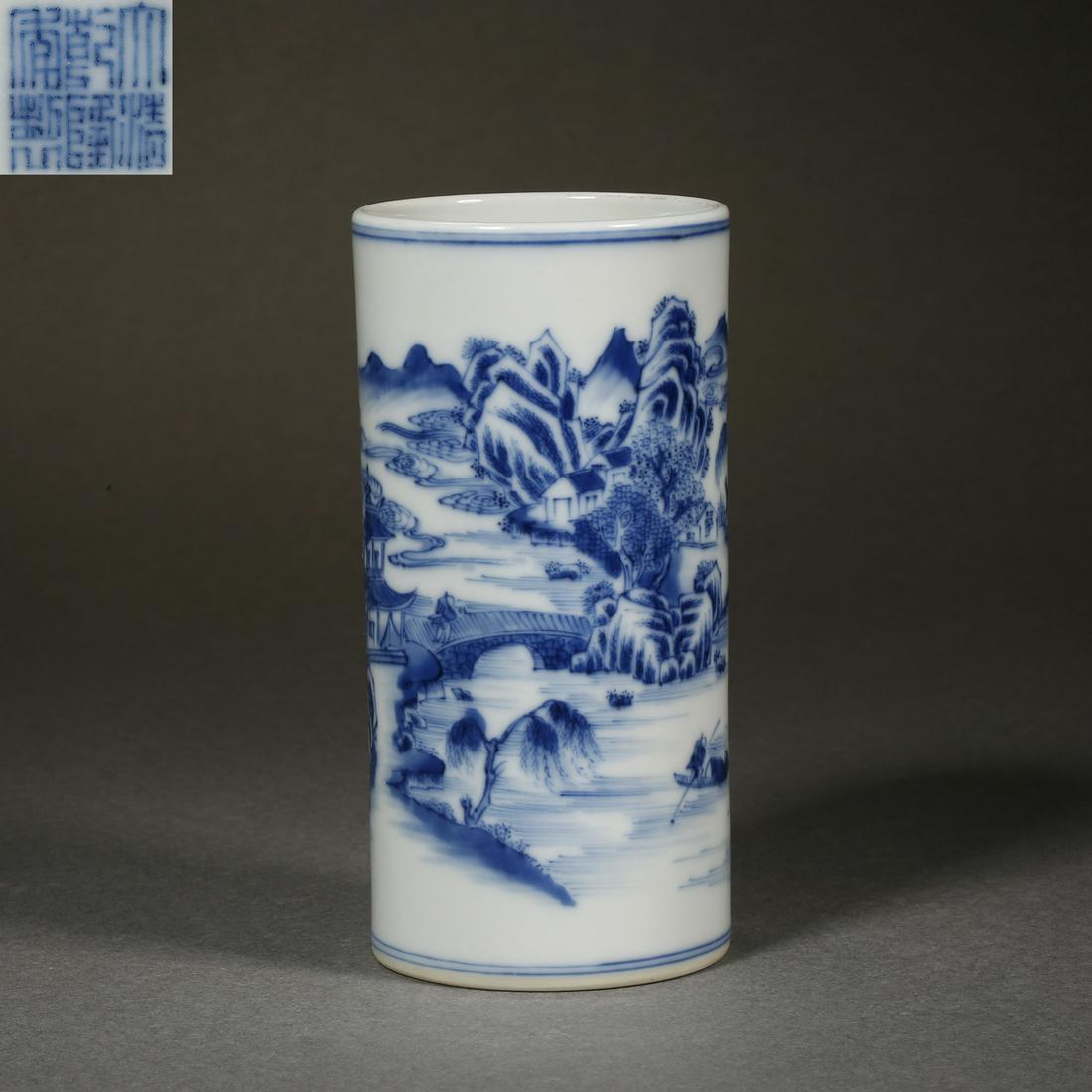 China Qing Dynasty blue and white porcelain landscape pen holder (1 of 13)