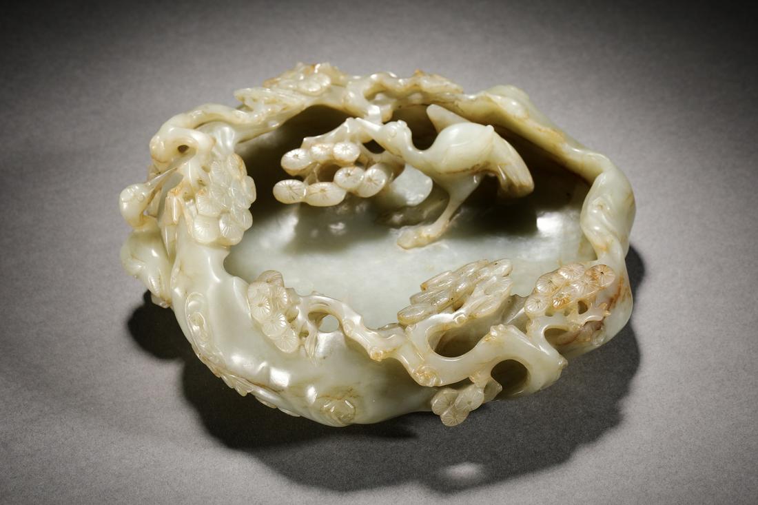 Qing Dynasty Hetian jade pen washer (1 of 8)