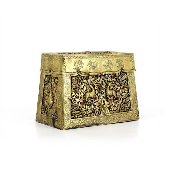 Qing Dynasty Gilt Eight Lucky Wild Deer Park Treasure Box (1 of 5)