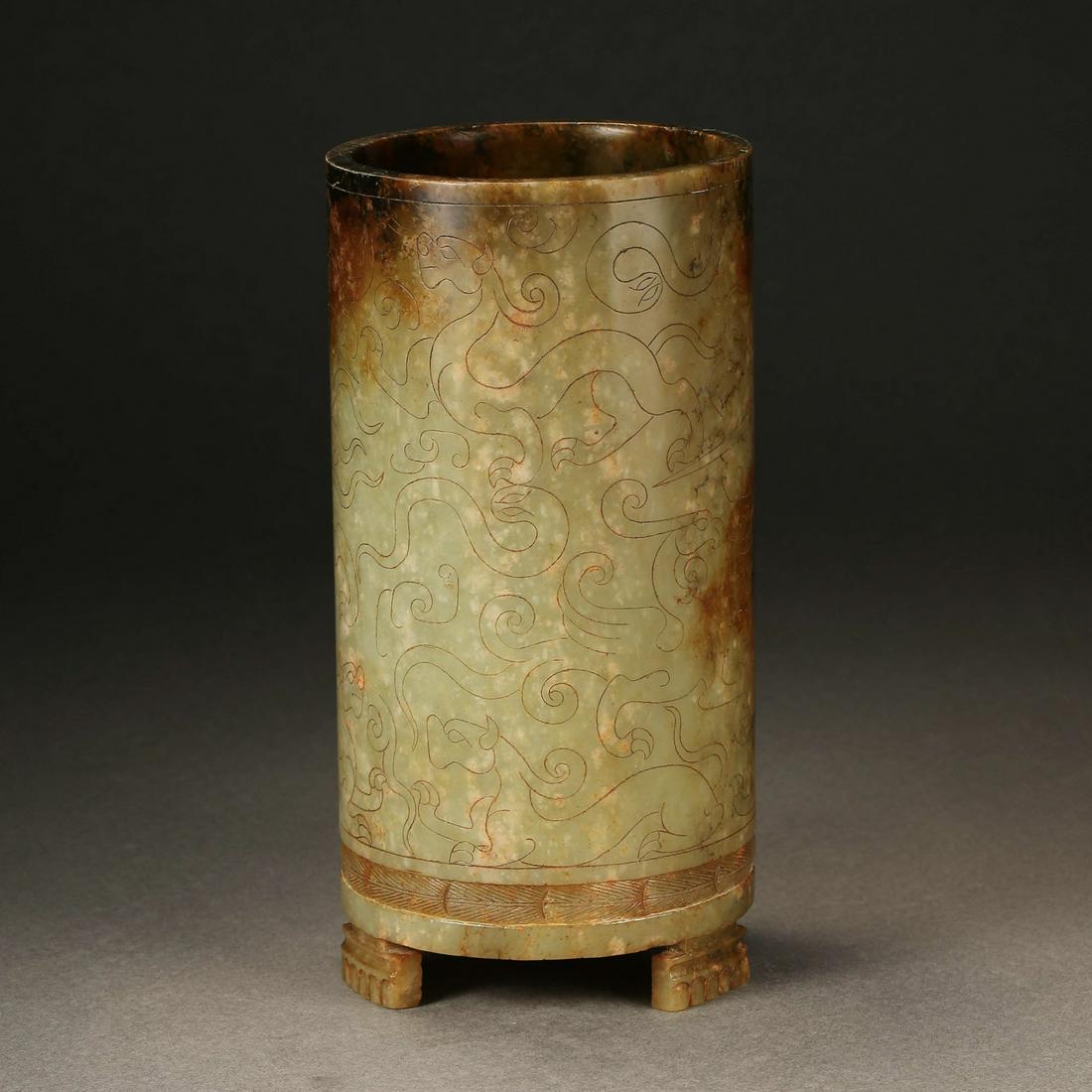 China Han Dynasty Hetian jade animal pattern Pen holder (1 of 14)