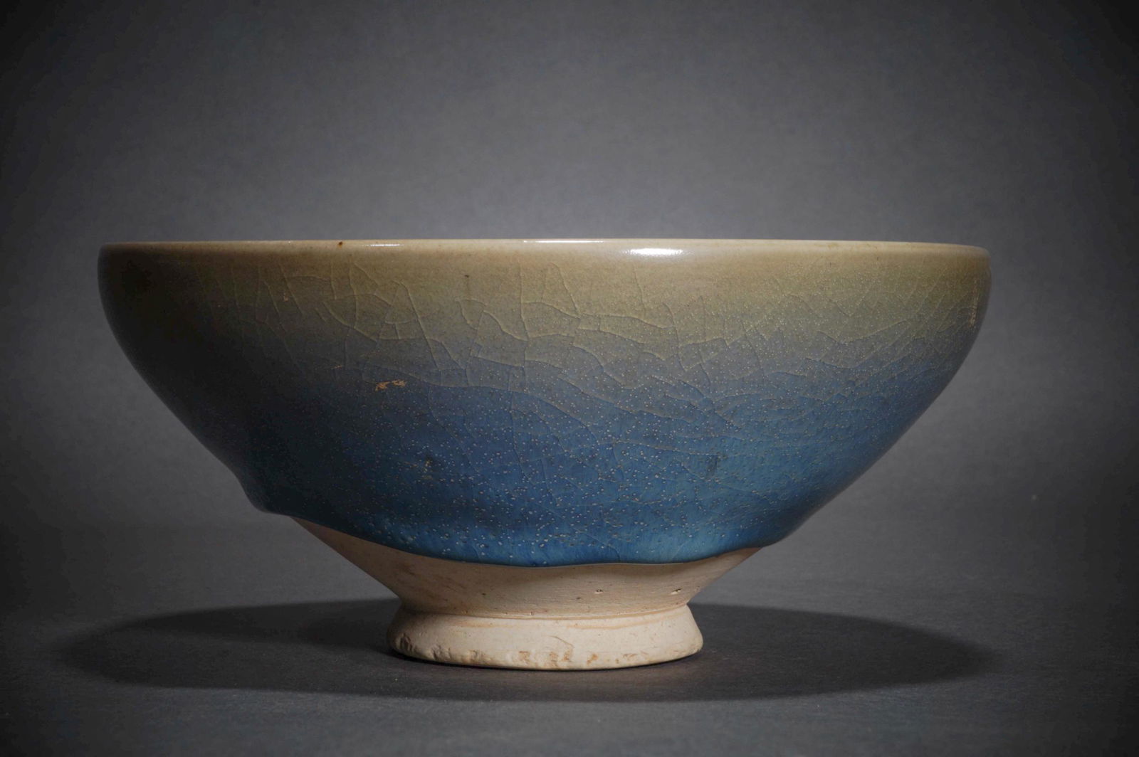 Yuan Dynasty Jun kiln bowl (1 of 6)