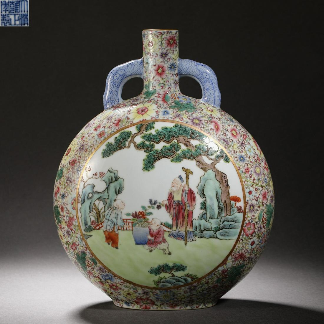Qing Dynasty pastel figure holding the moon bottle (1 of 12)