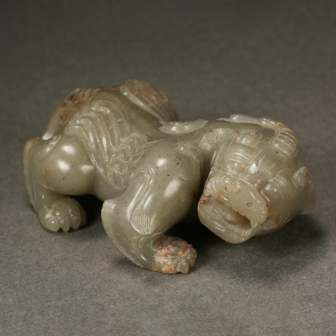 China Han Dynasty Hetian Jade Jade Beast (1 of 10)
