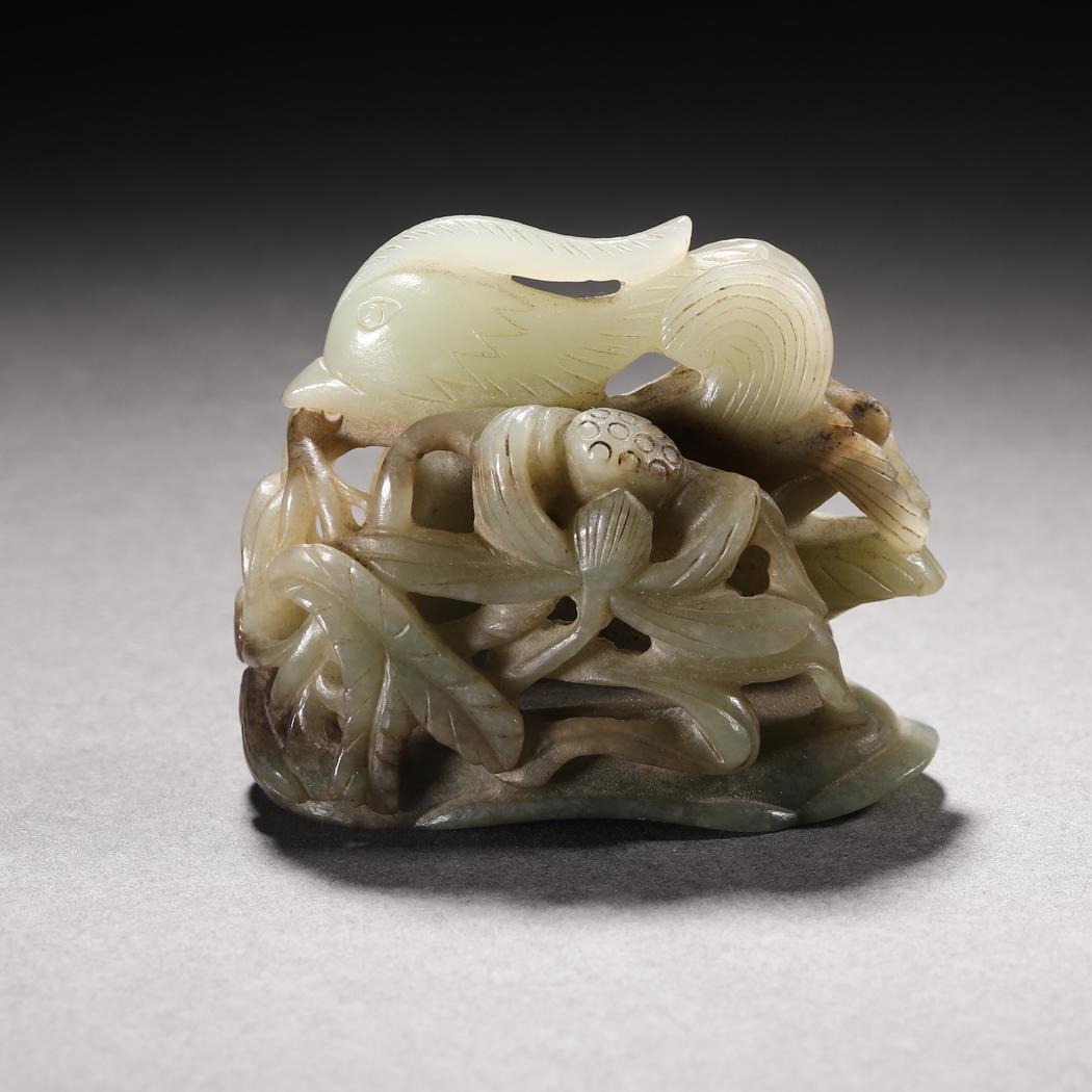Liao Dynasty Hetian jade bird head stove top (1 of 9)