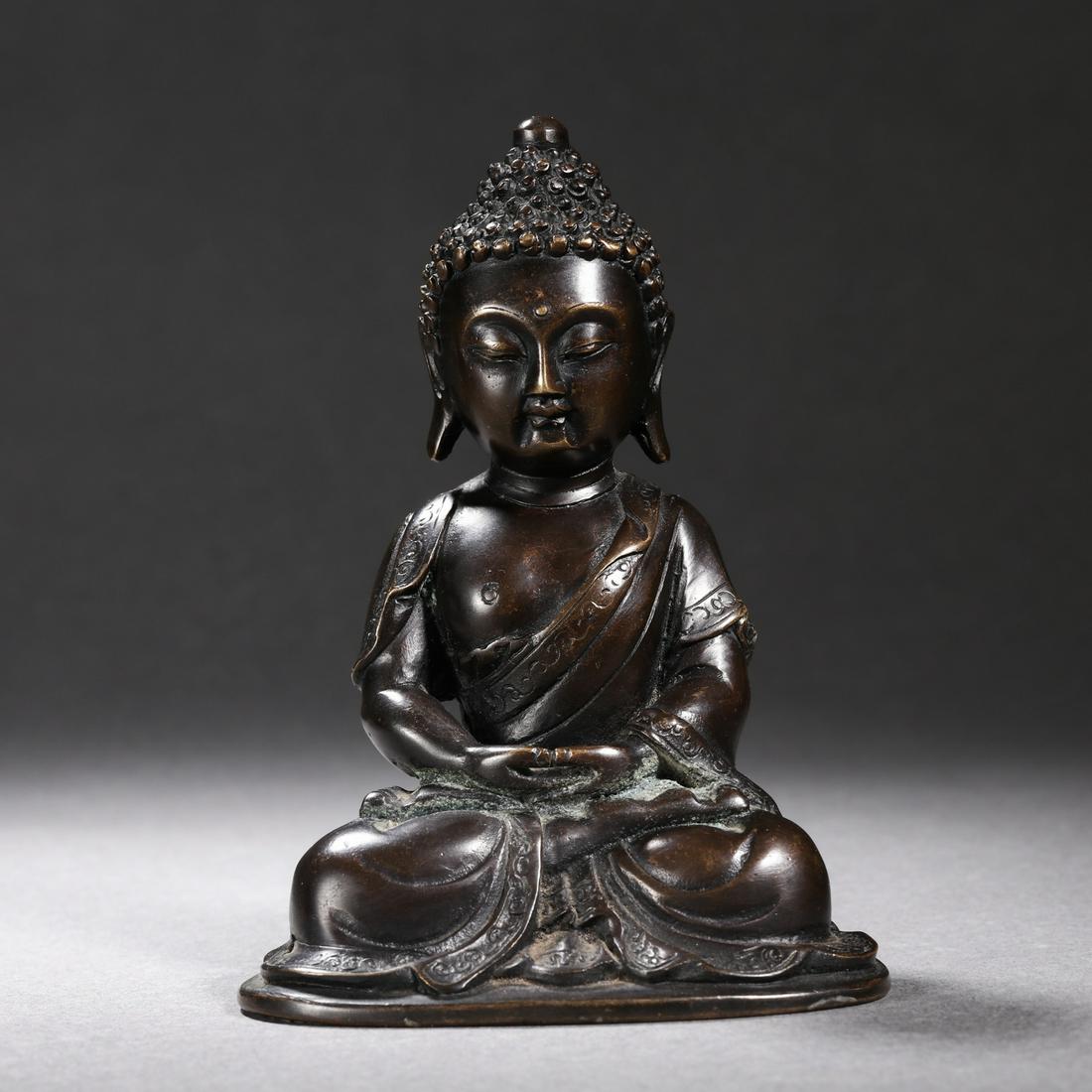Qing Dynasty bronze Buddha statue (1 of 8)