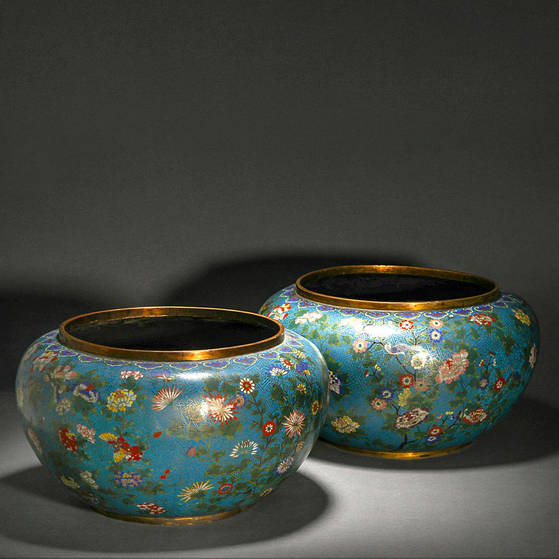 Qing Dynasty,Cloisonne Flower Jars ( a Pair ) (1 of 17)
