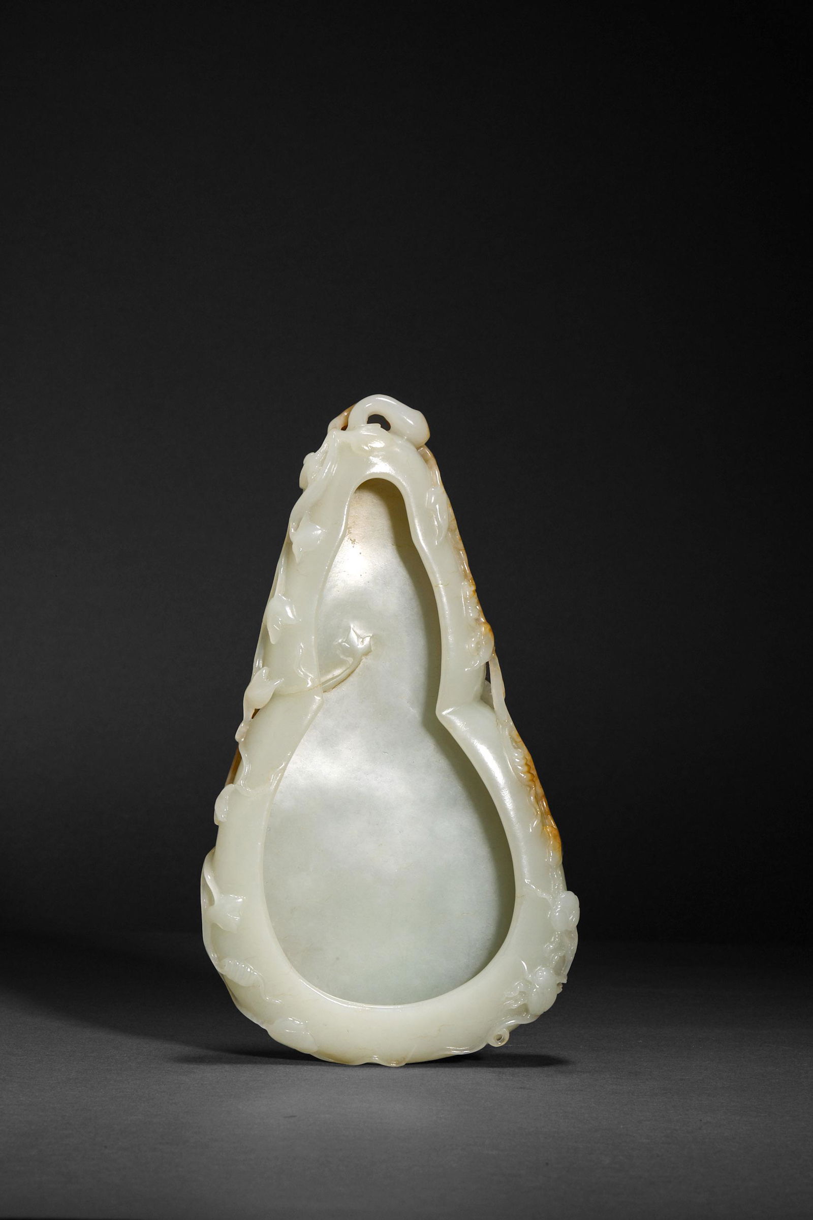 Qing Dynasty,Hetian Jade  Flower Gourd Pen Washing (1 of 11)