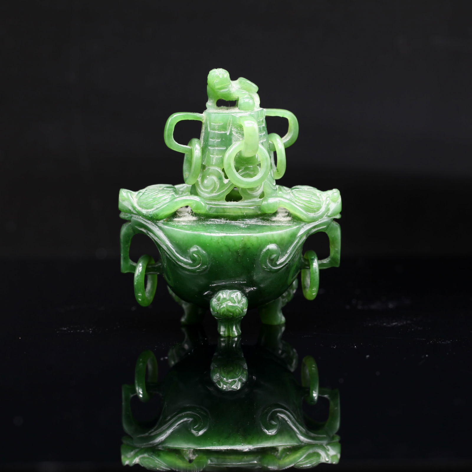A spinach jade censer and cover, late Qing Dynasty (Dreweatts) (1 of 6)