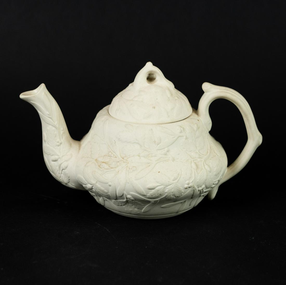 Metropolitan Museum of Art Ceramic Teapot (1 of 7)