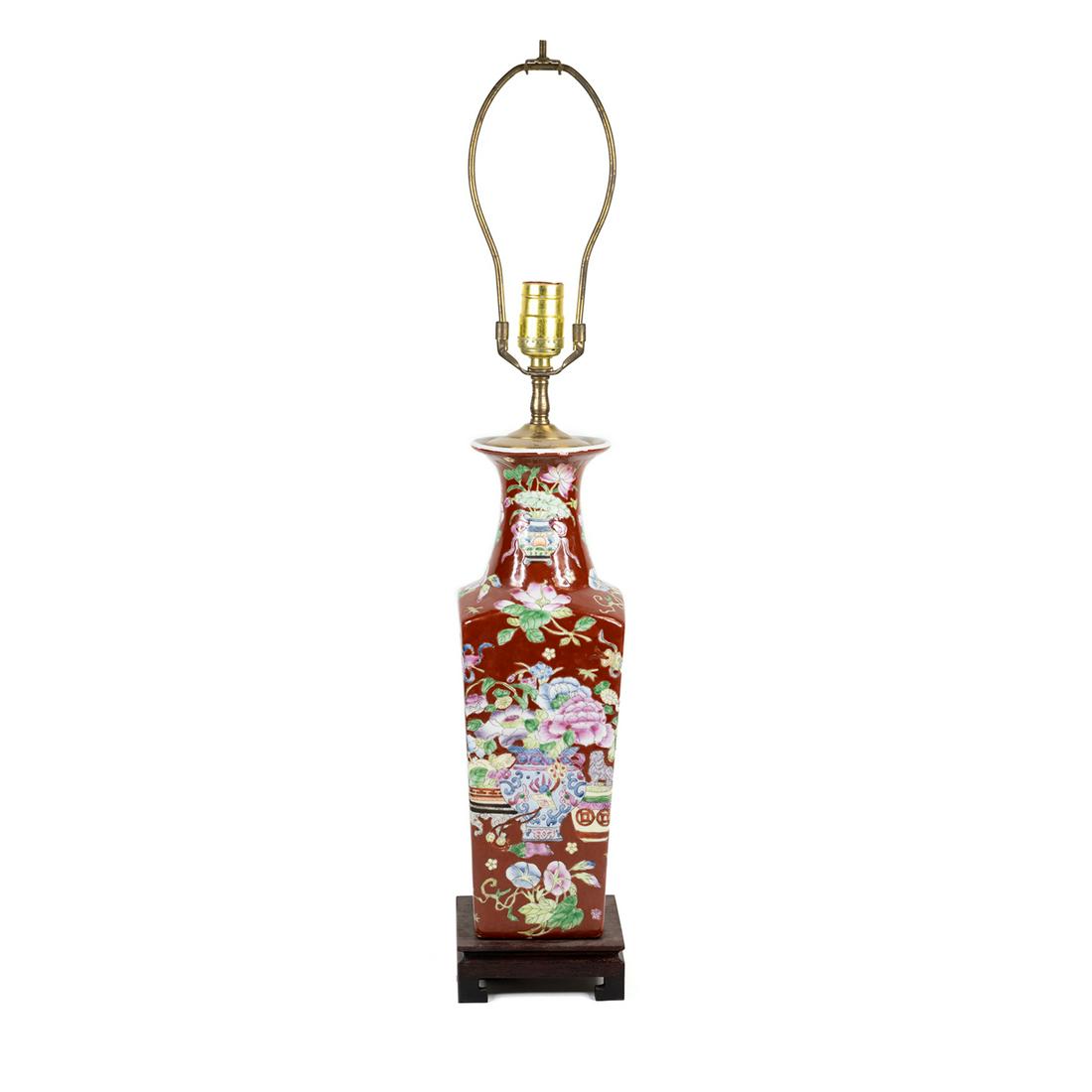 Chinese Famille Rose Qianlong Vase Table Lamp (1 of 5)