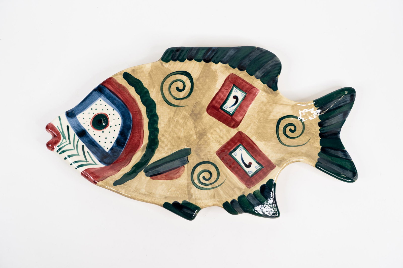 MKate Signed Art Pottery Fish Plate (1 of 5)