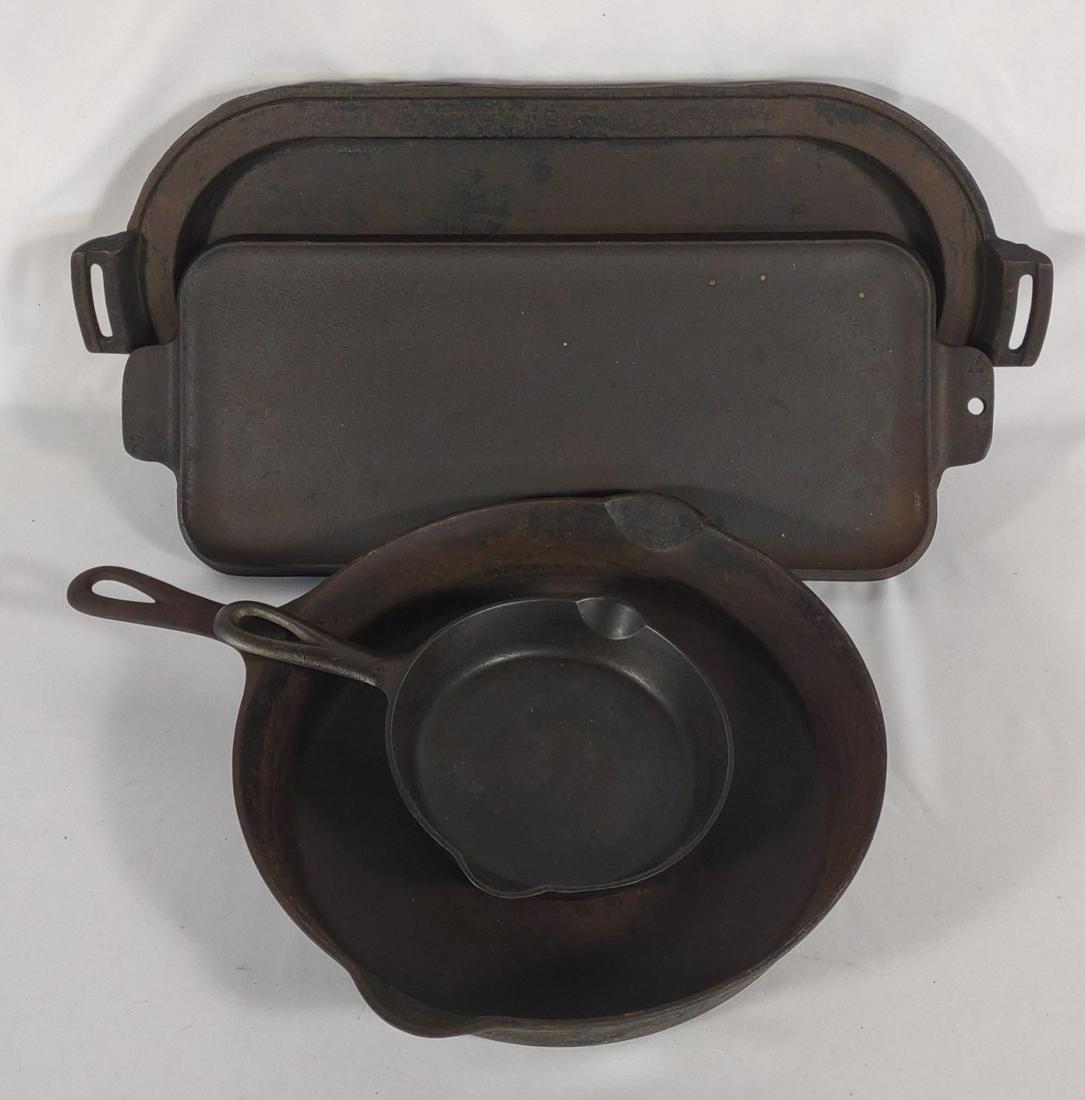 4 Griswold Cast Iron Skillets & Griddles (1 of 13)