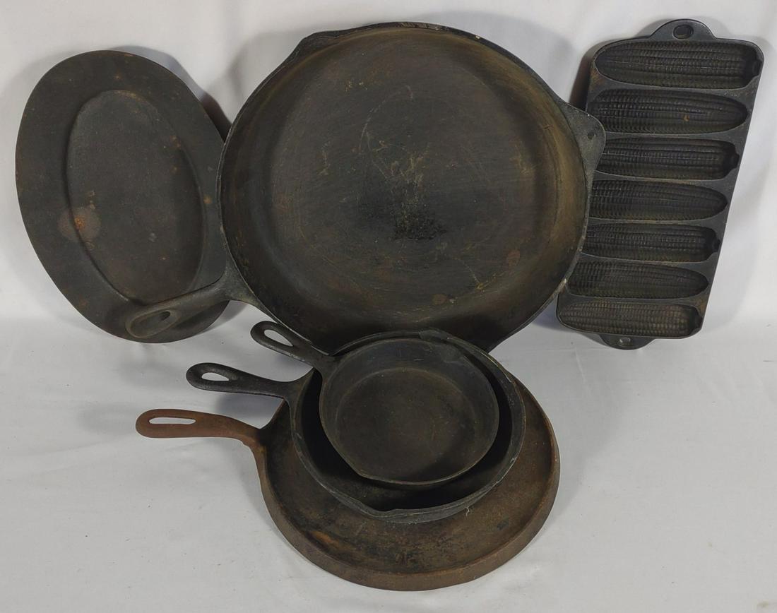 Set of 6 Cast Iron Skillets & Cornbread Pan (1 of 15)